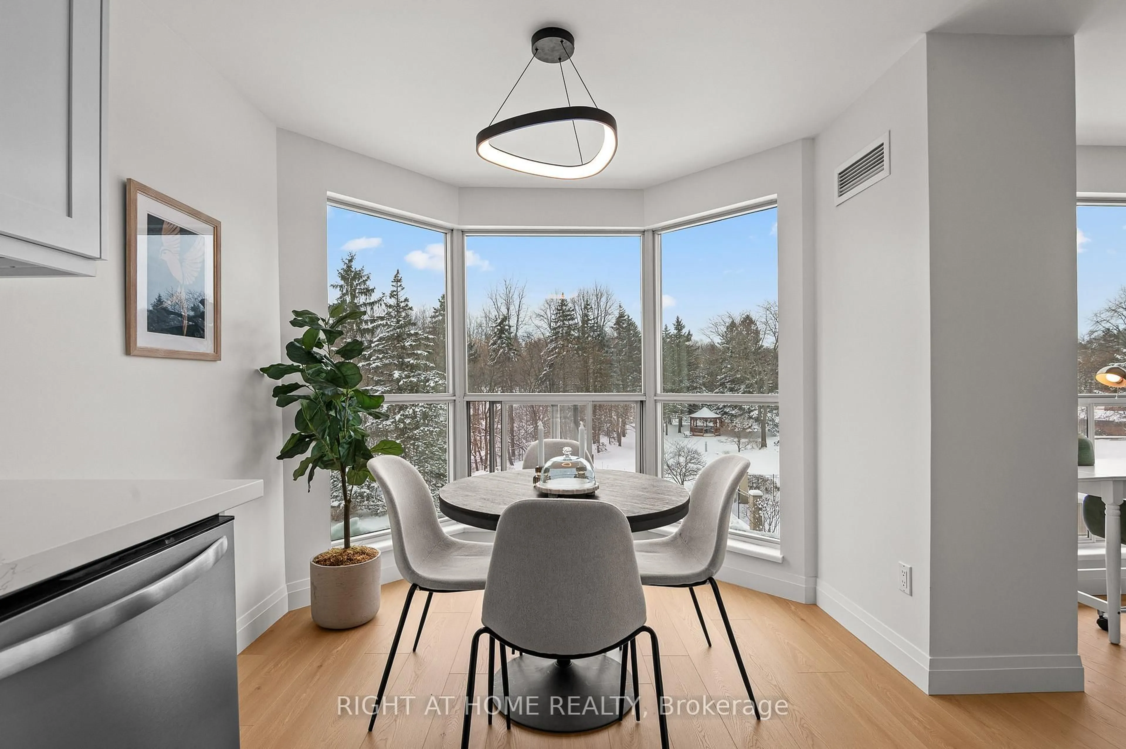 Dining room, unknown for 1700 The Collegeway #312, Mississauga Ontario L5L 4M2