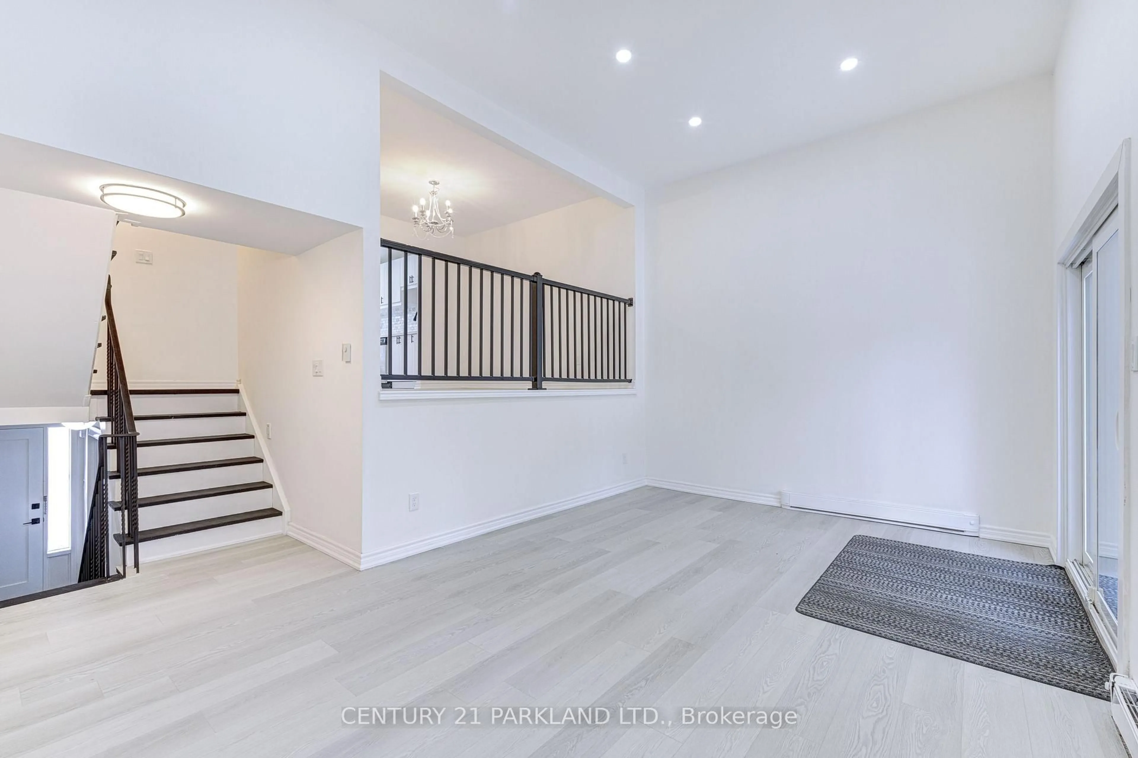 Unknown for 2145 Sherobee Rd ##83, Mississauga Ontario L5A 3G8