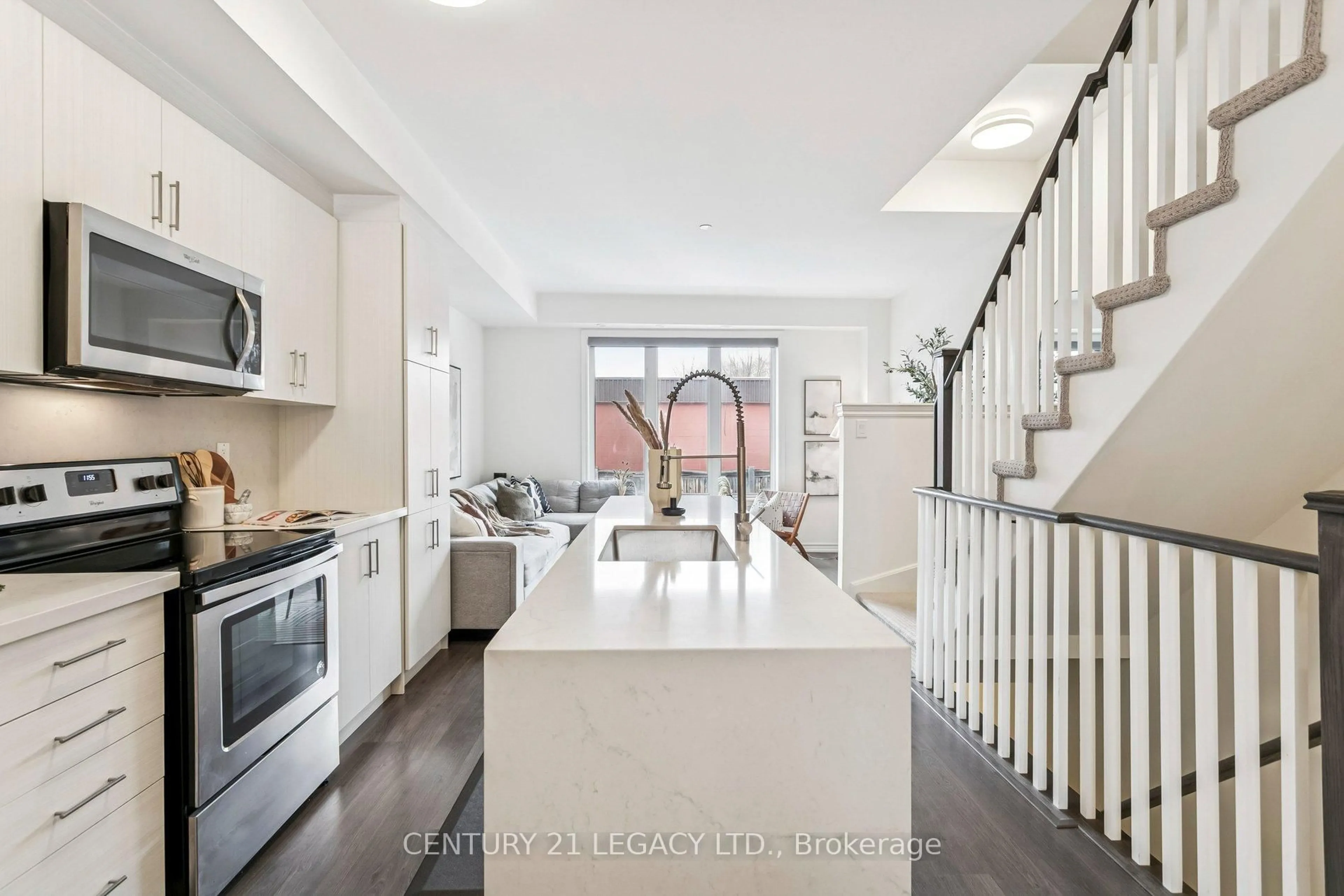 Open concept kitchen, ceramic/tile floor for 80 Eastwood Park Gdns #2, Toronto Ontario M8W 0B2