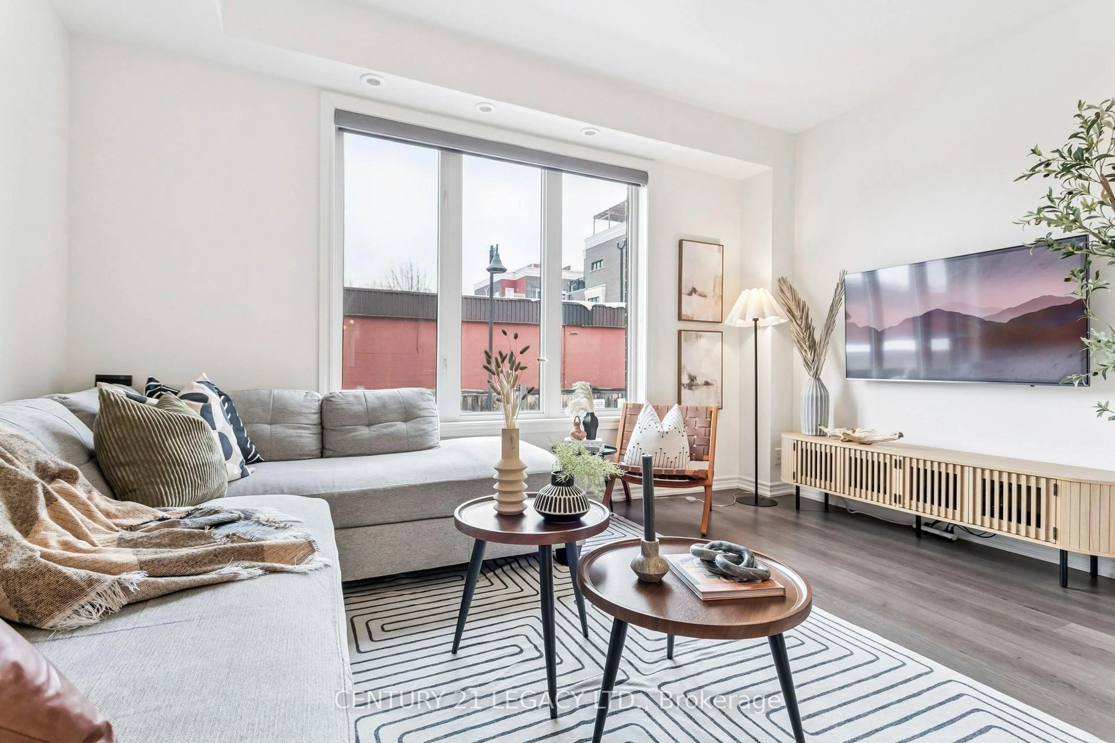 Living room with furniture, unknown for 80 Eastwood Park Gdns #2, Toronto Ontario M8W 0B2