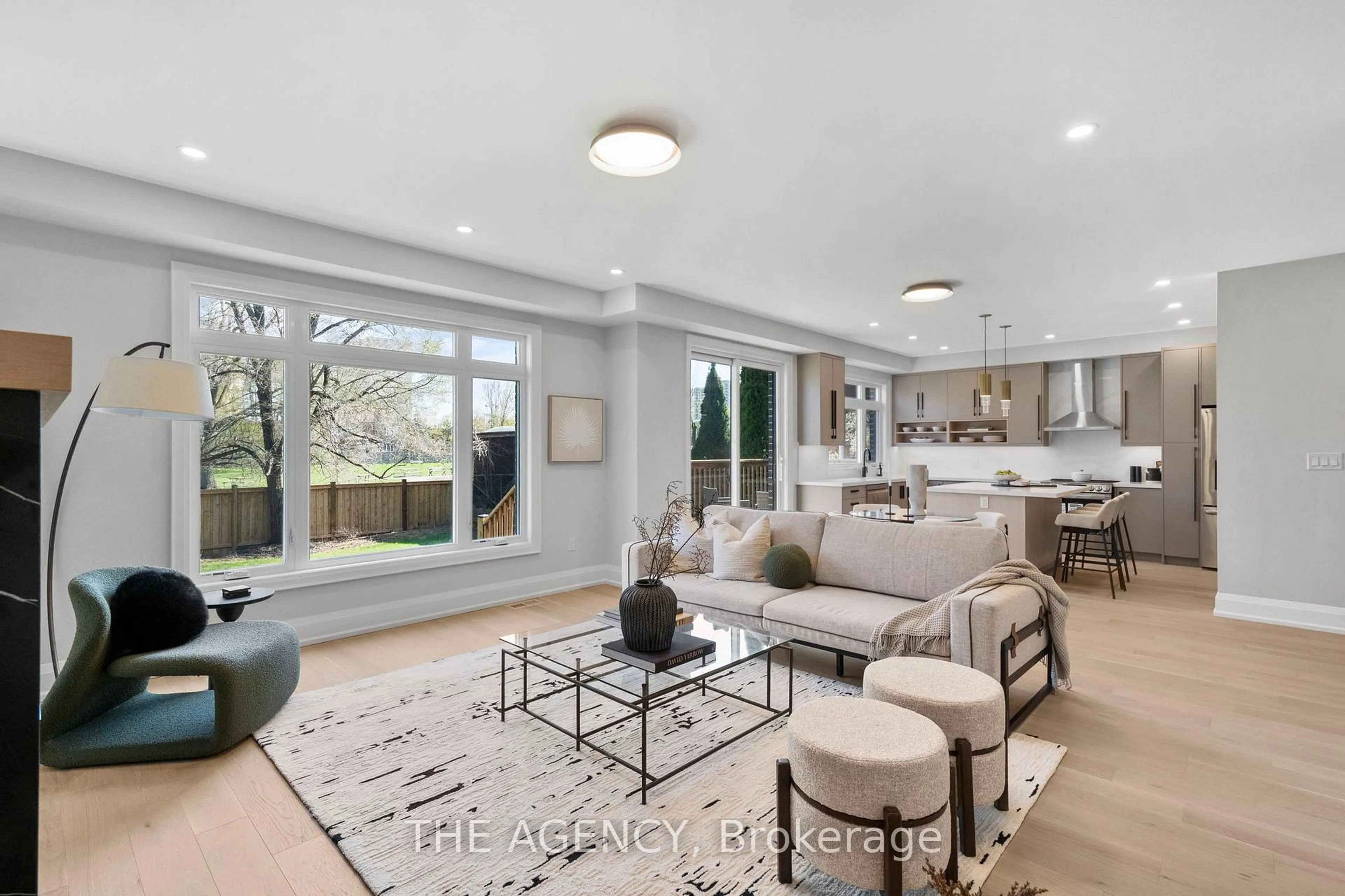 Living room with furniture, unknown for 41 St Andrews Blvd, Toronto Ontario M9R 1W2