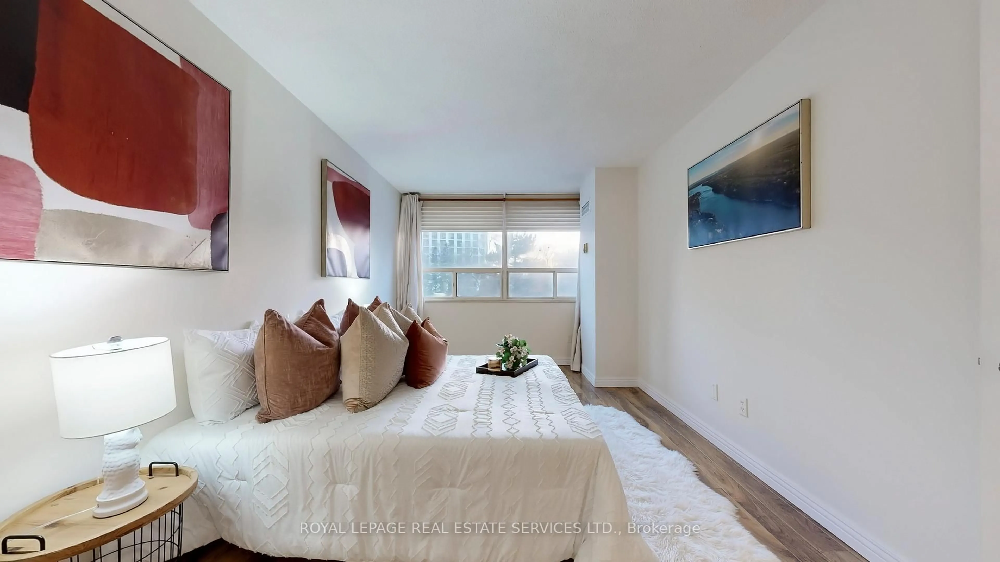 Bedroom with bed, unknown for 1300 Islington Ave #304, Toronto Ontario M9A 5C4