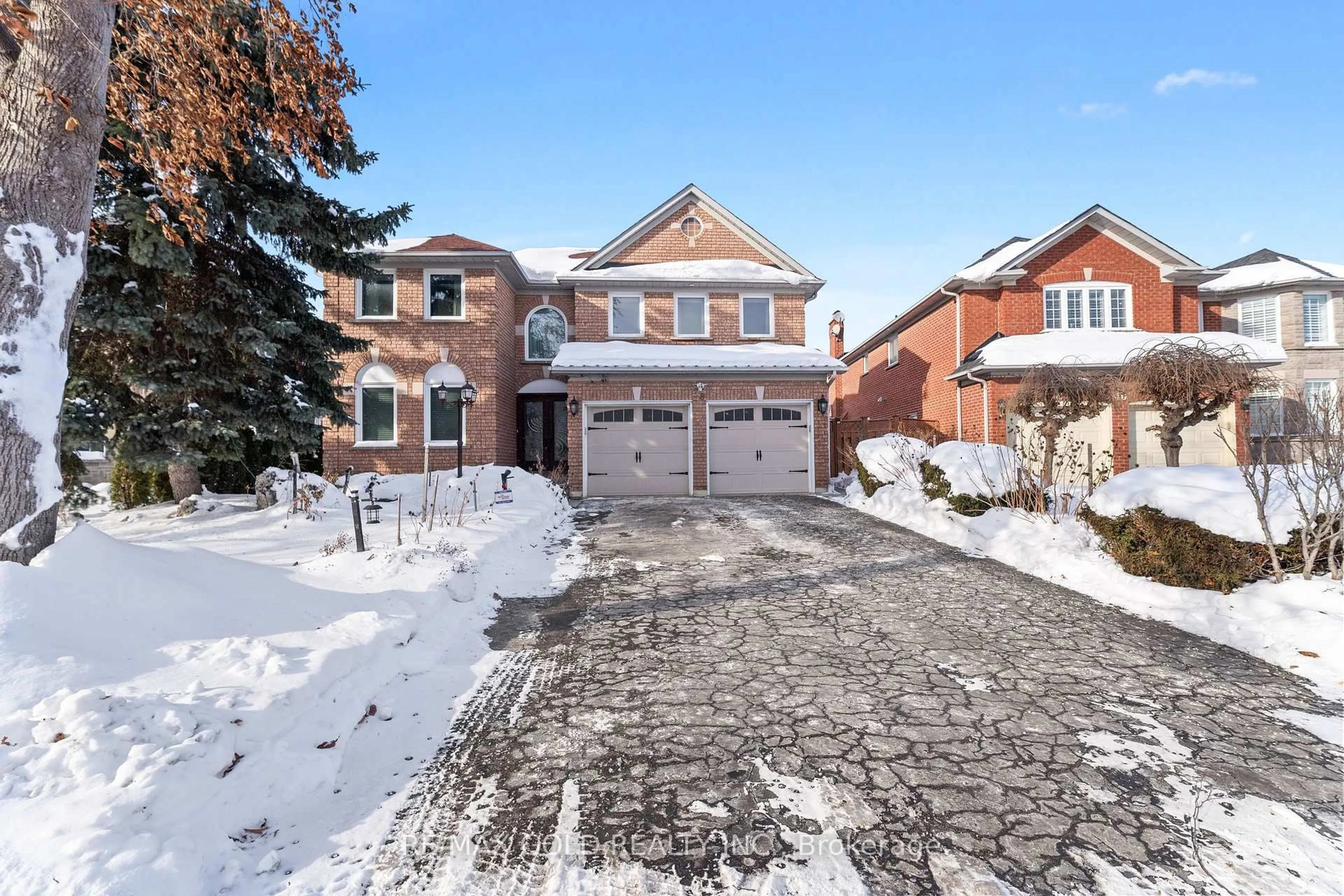 Home with brick exterior material, street for 38 Mountainberry Rd, Brampton Ontario L6R 1J3