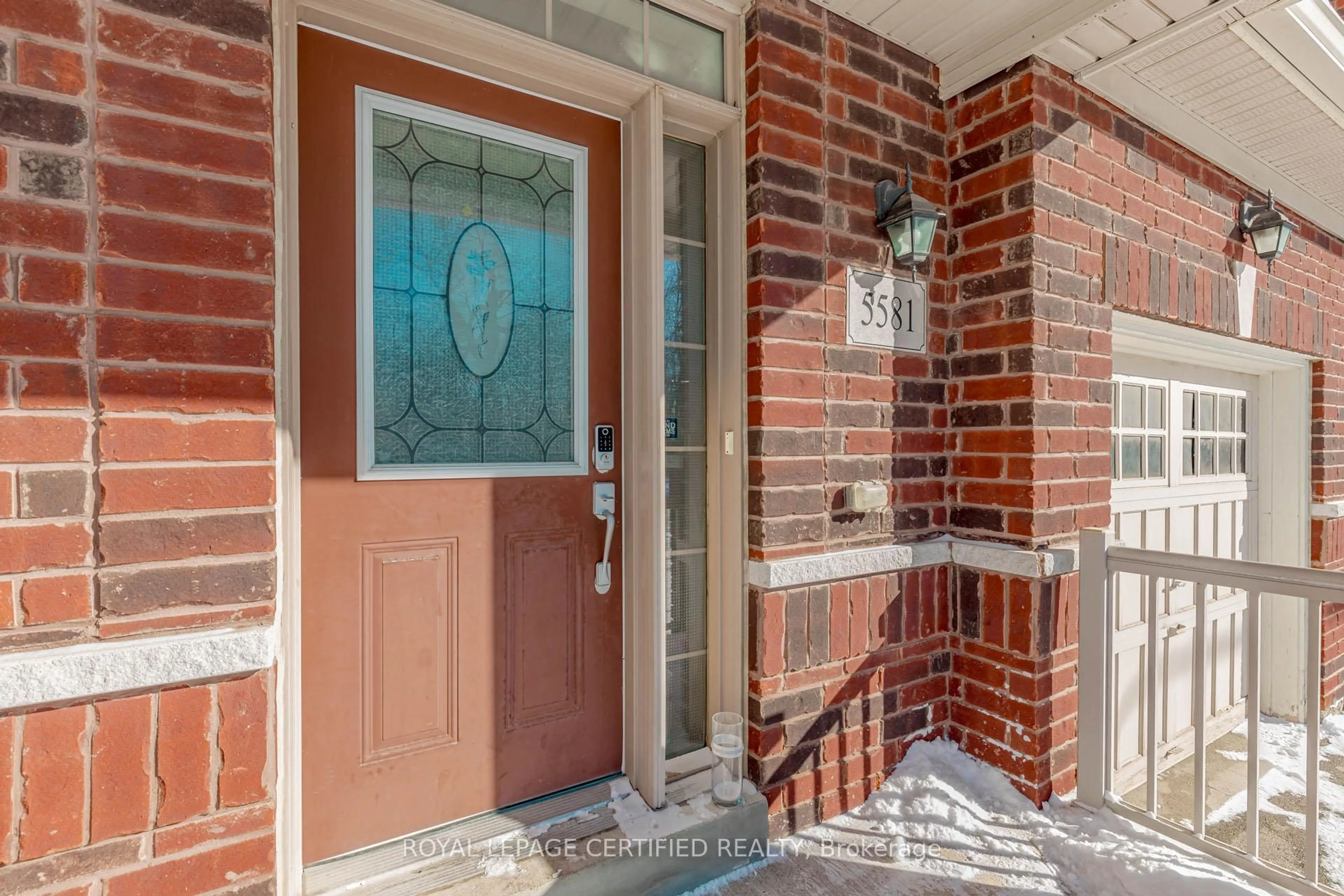 Unknown for 5581 Oscar Peterson Blvd, Mississauga Ontario L5M 0V6