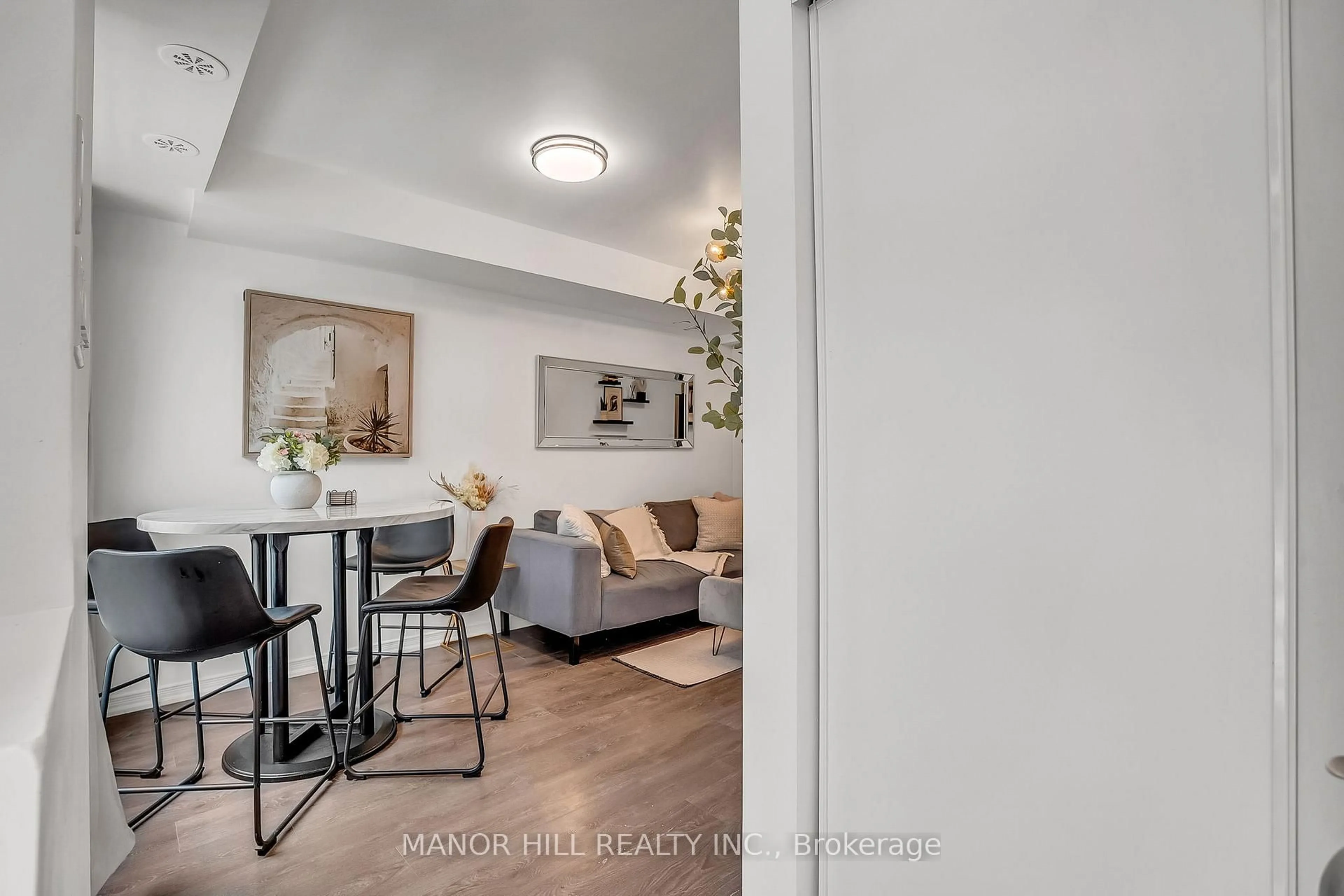 Unknown for 7 Applewood Lane #228, Toronto Ontario M9C 0C1