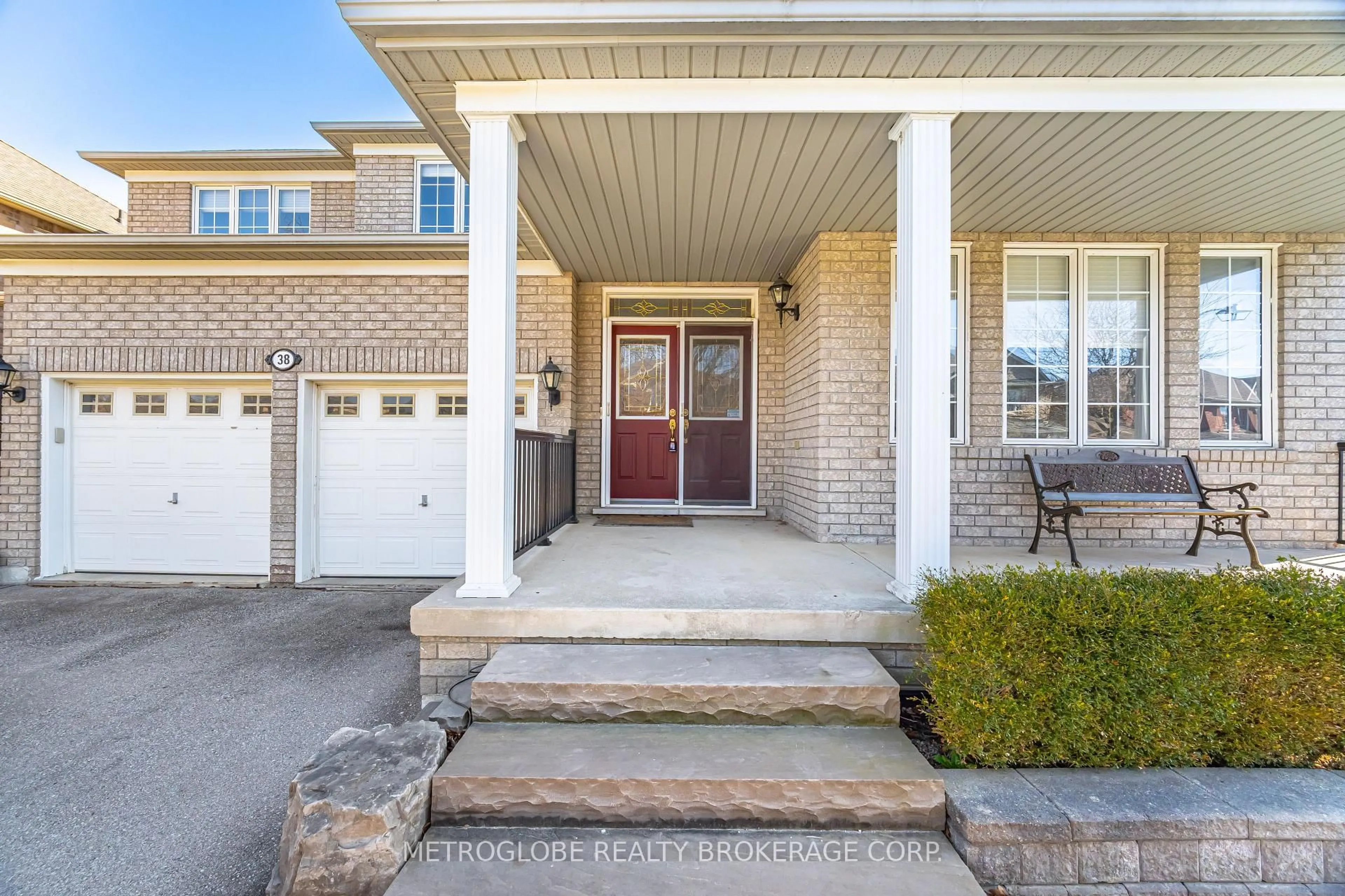 Unknown for 38 Maltby Crt, Brampton Ontario L6P 1A5