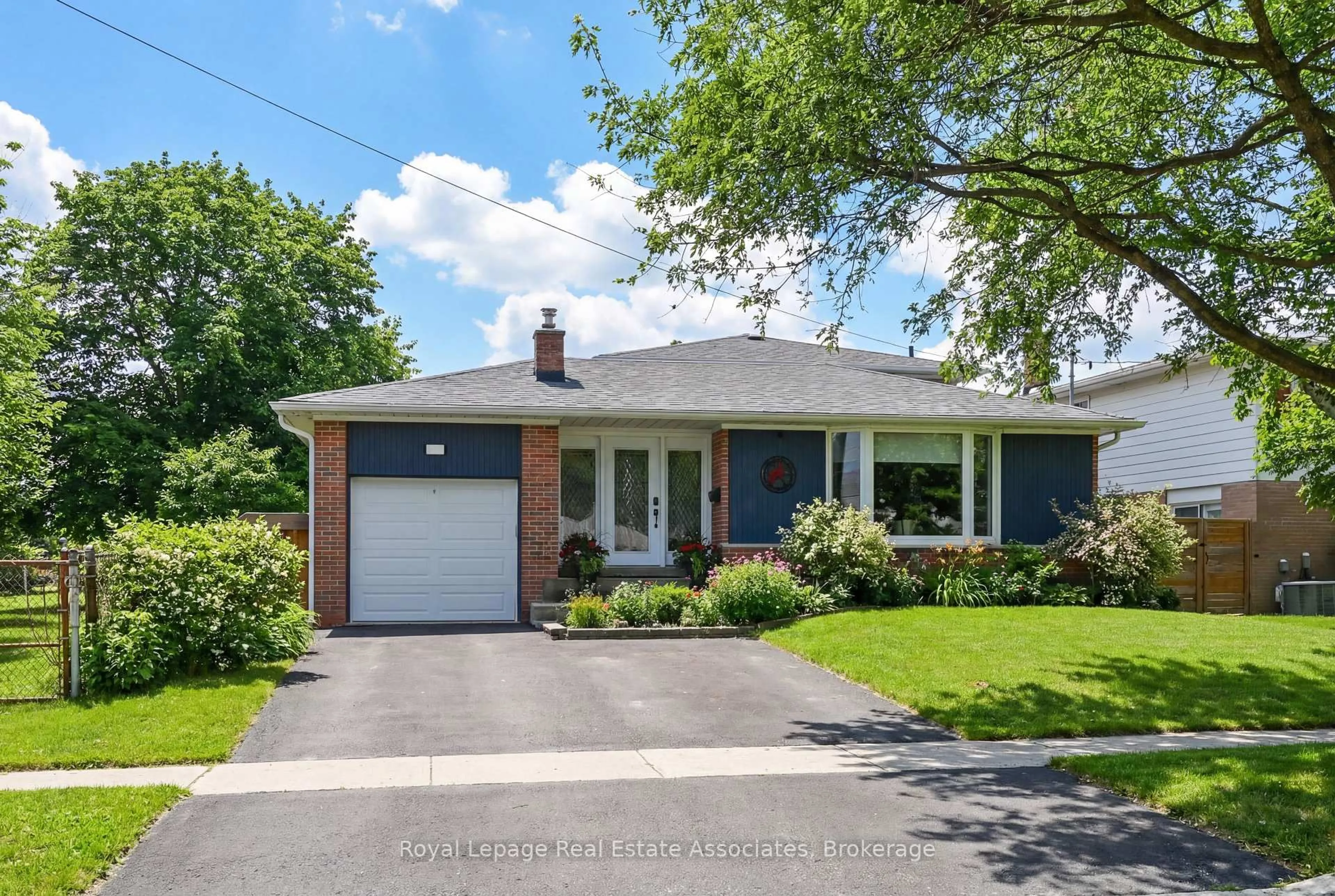 Home with brick exterior material, street for 28 Faludon Dr, Halton Hills Ontario L7G 1H7