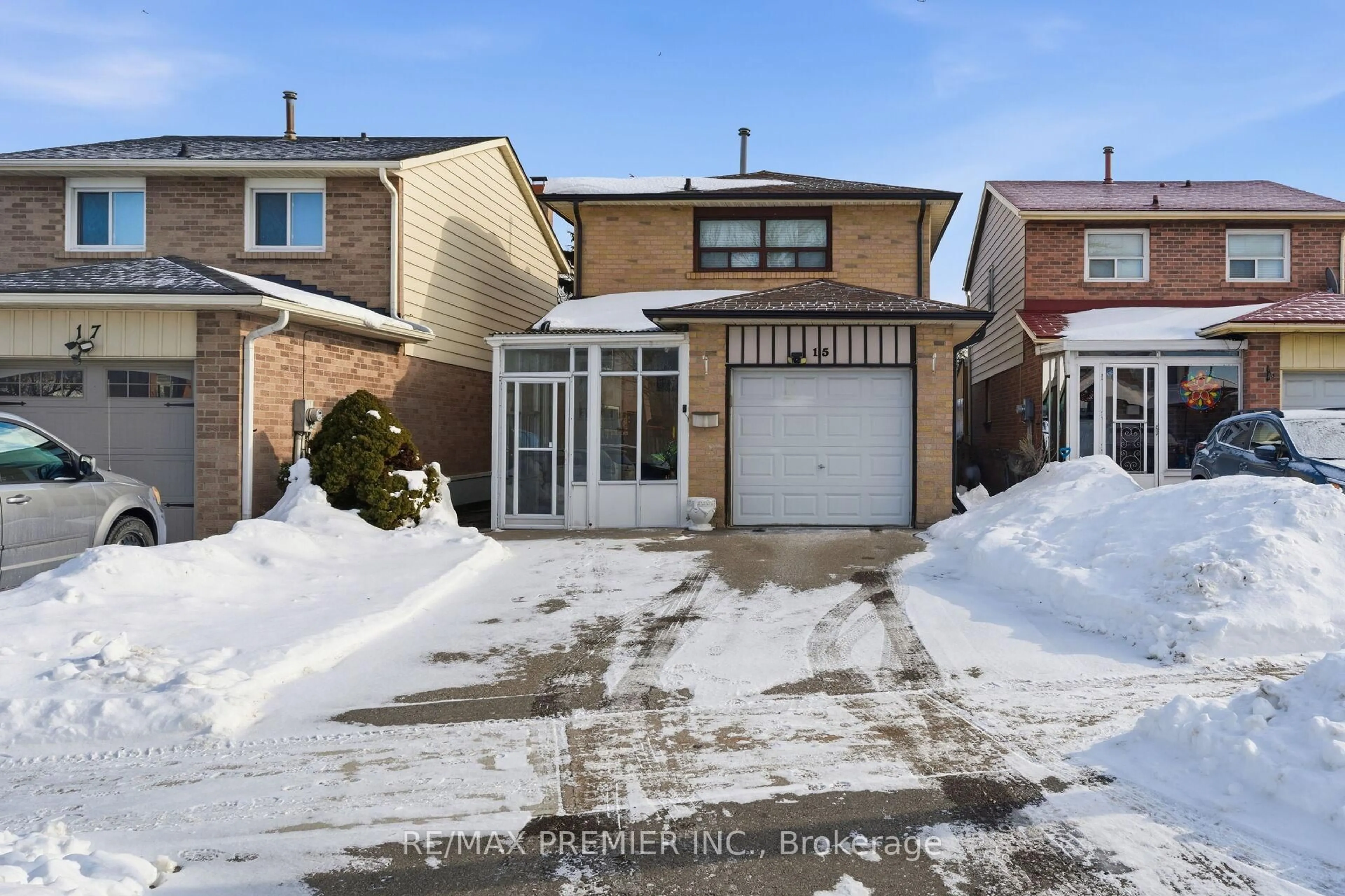 Unknown for 15 Beulah St, Toronto Ontario M9V 4S9