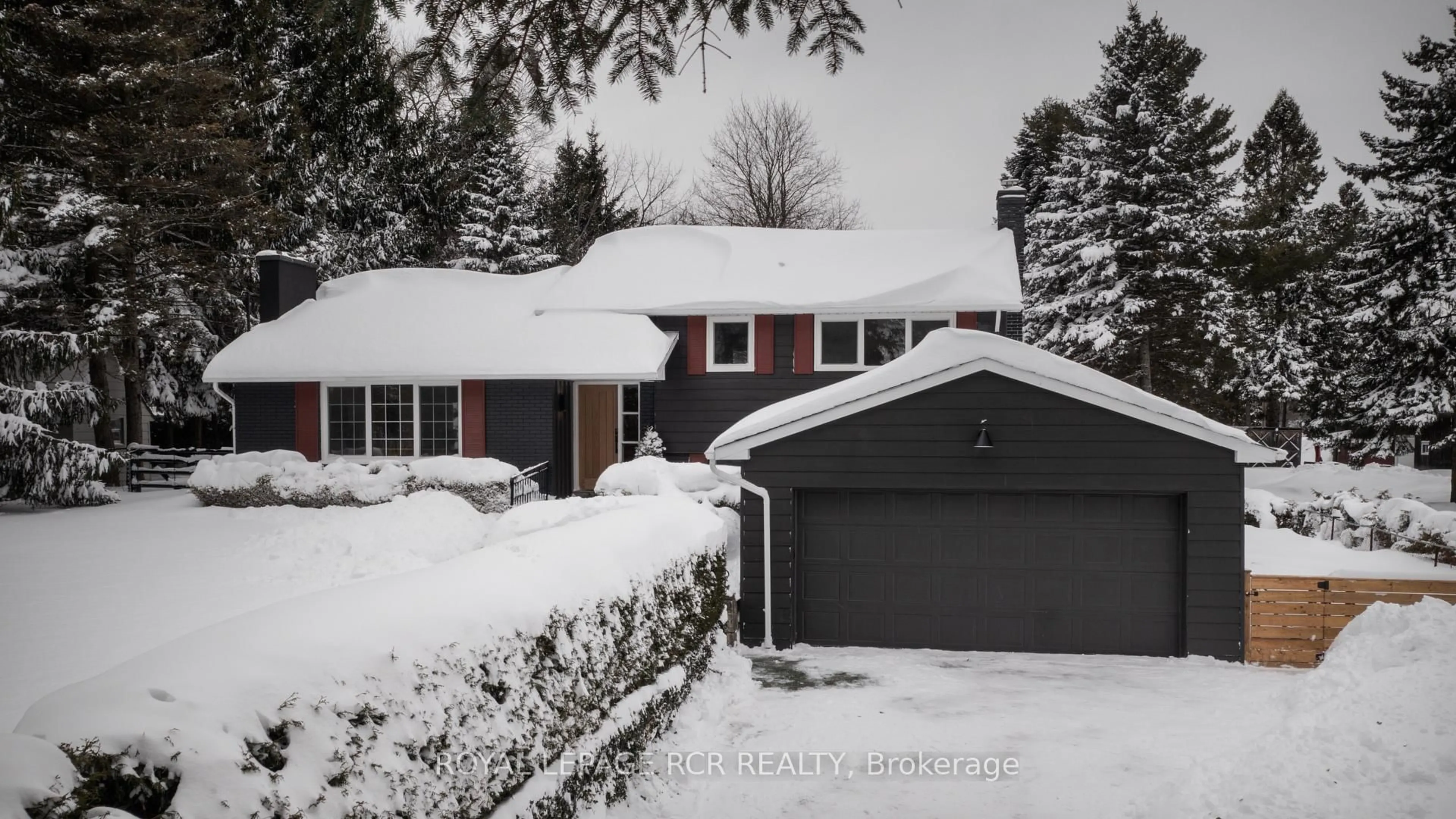 Unknown for 922 The Grange Sdrd, Caledon Ontario L7K 1G5