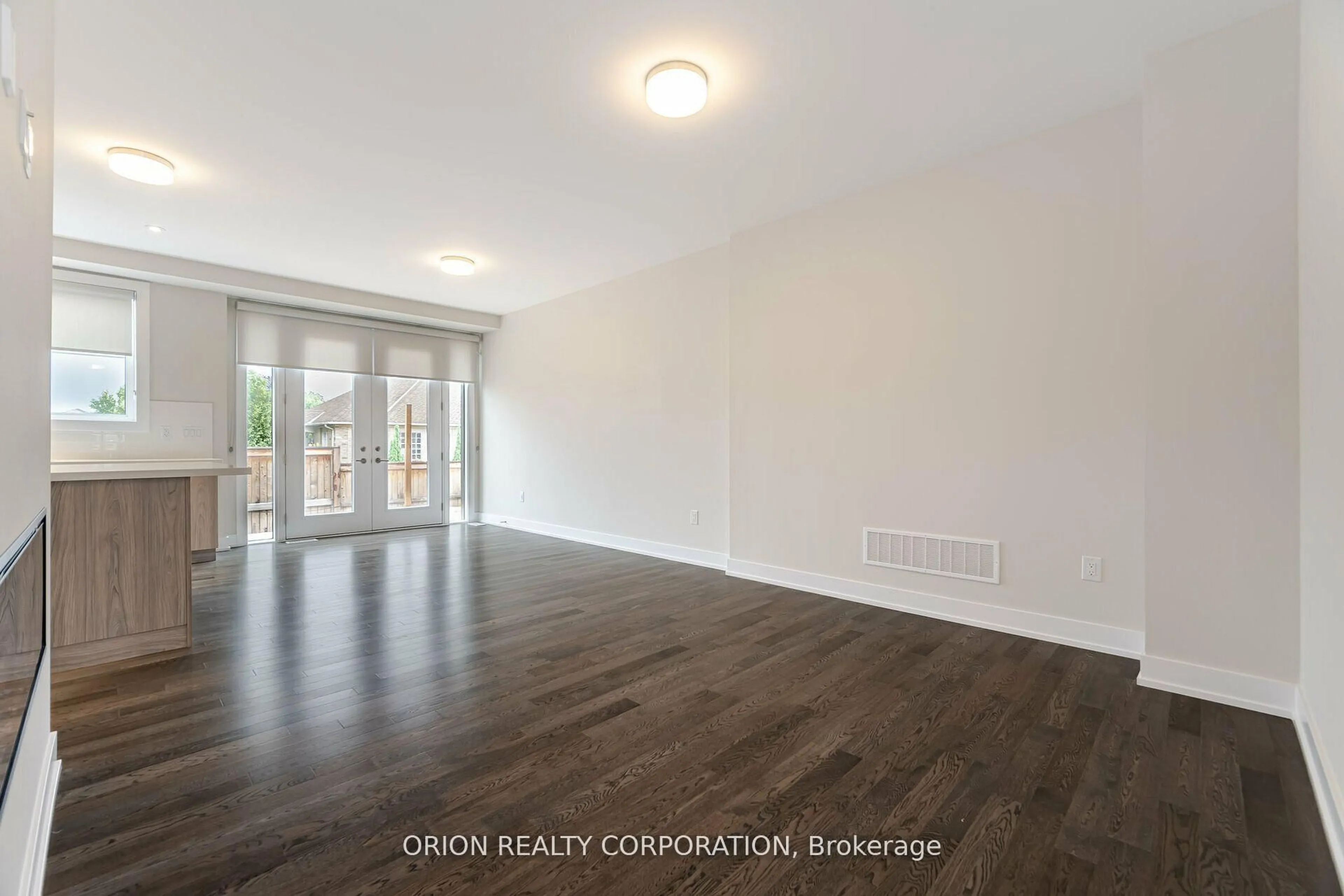 A pic of a room for 2273 Turnberry Rd #21, Burlington Ontario L7M 2B2