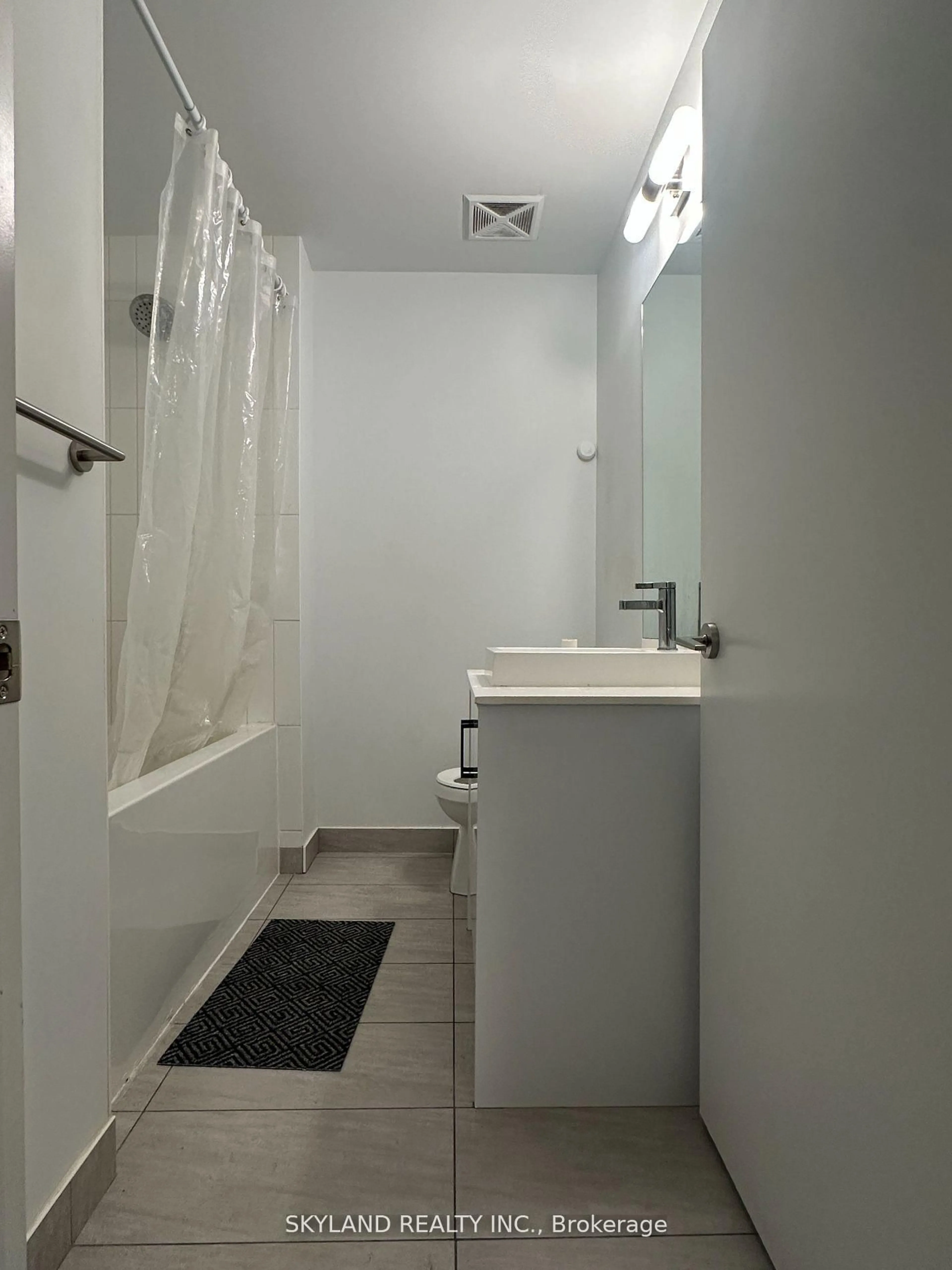 Standard bathroom, floor is not visible for 251 Manitoba St #205, Toronto Ontario M8Y 0C7