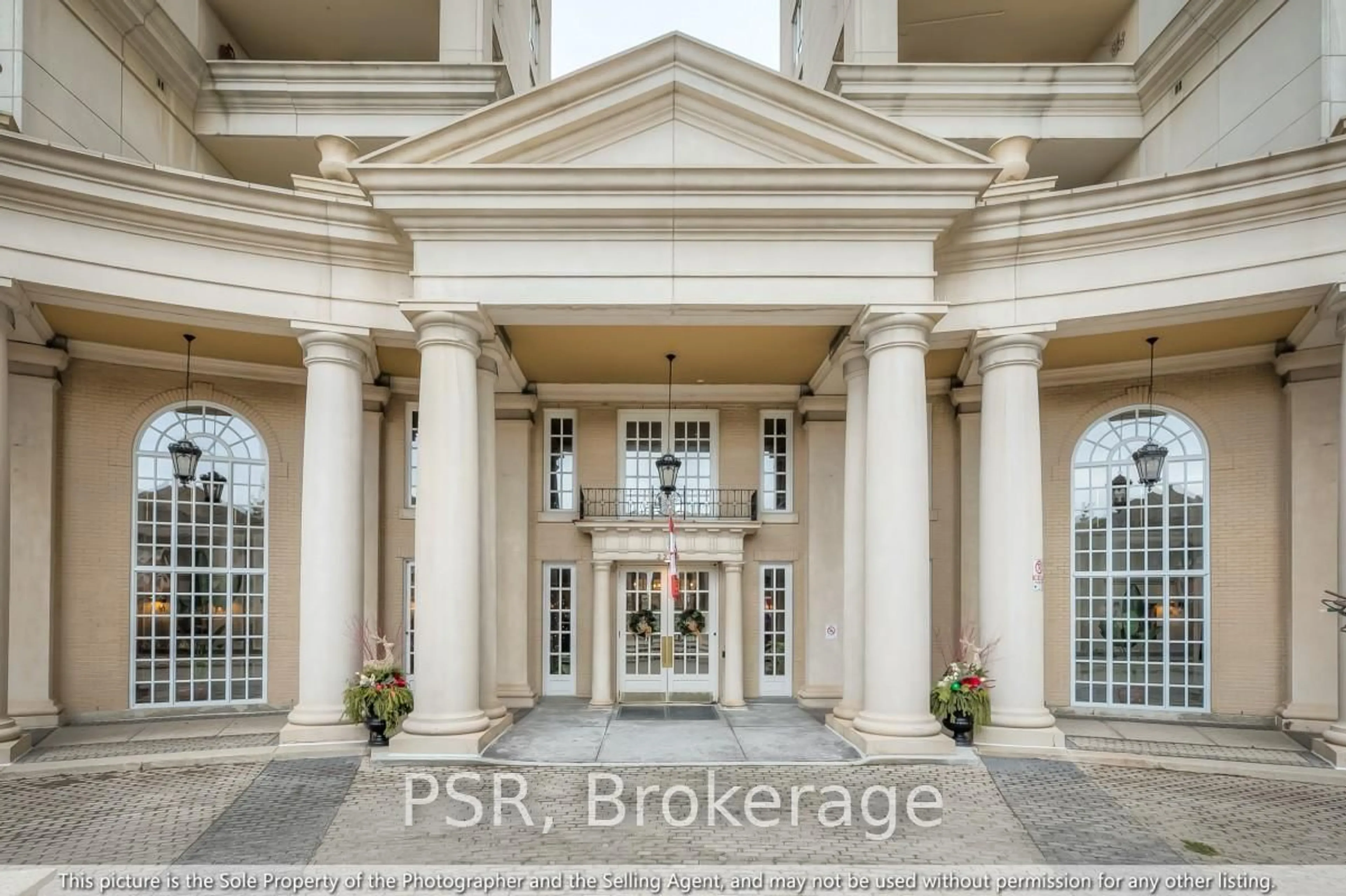 Indoor entryway for 2285 Lake Shore Blvd #1409, Toronto Ontario M8V 3X9