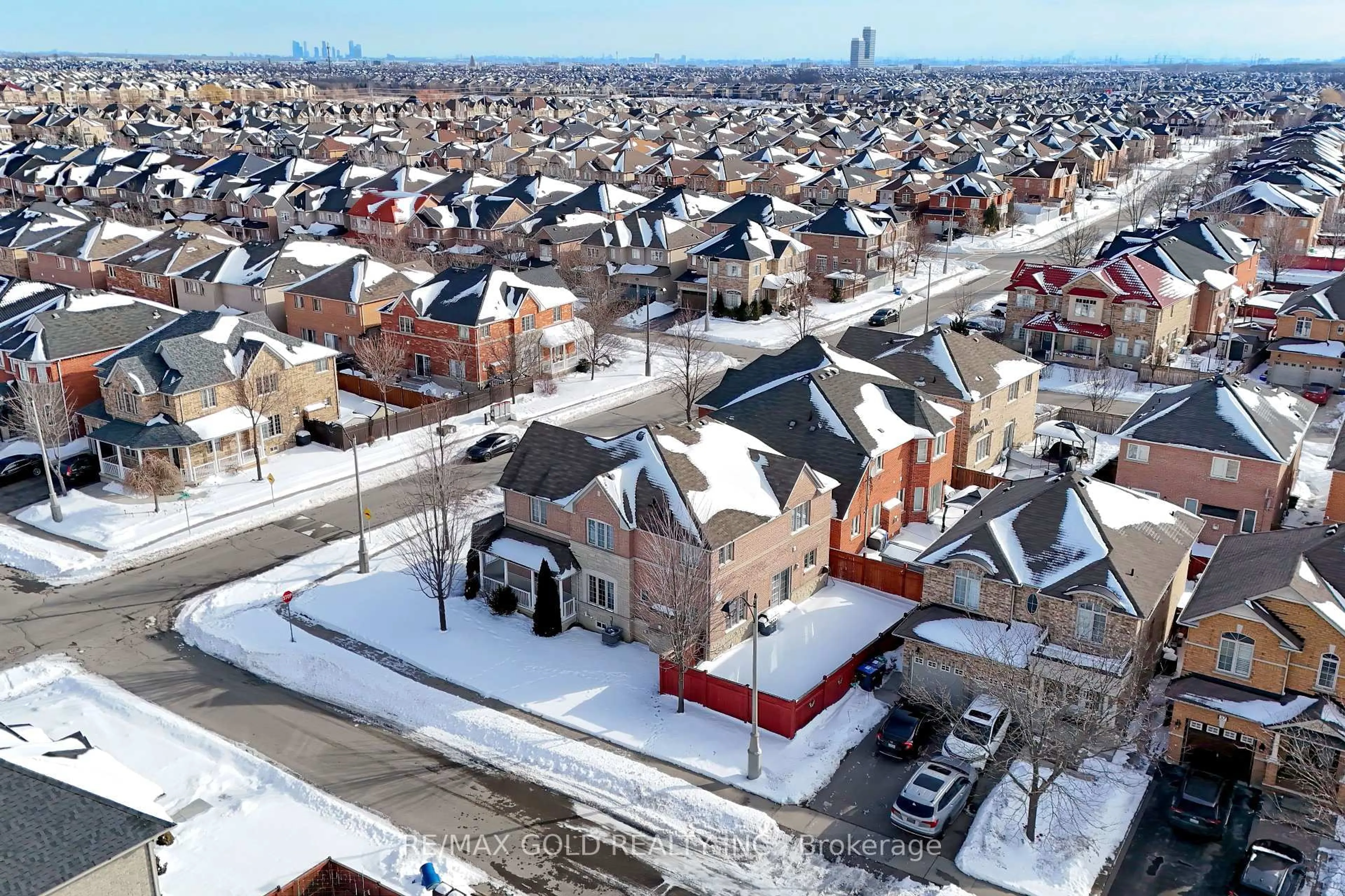 A pic from outside/outdoor area/front of a property/back of a property/a pic from drone, street for 69 Calderstone Rd, Brampton Ontario L6P 2A7