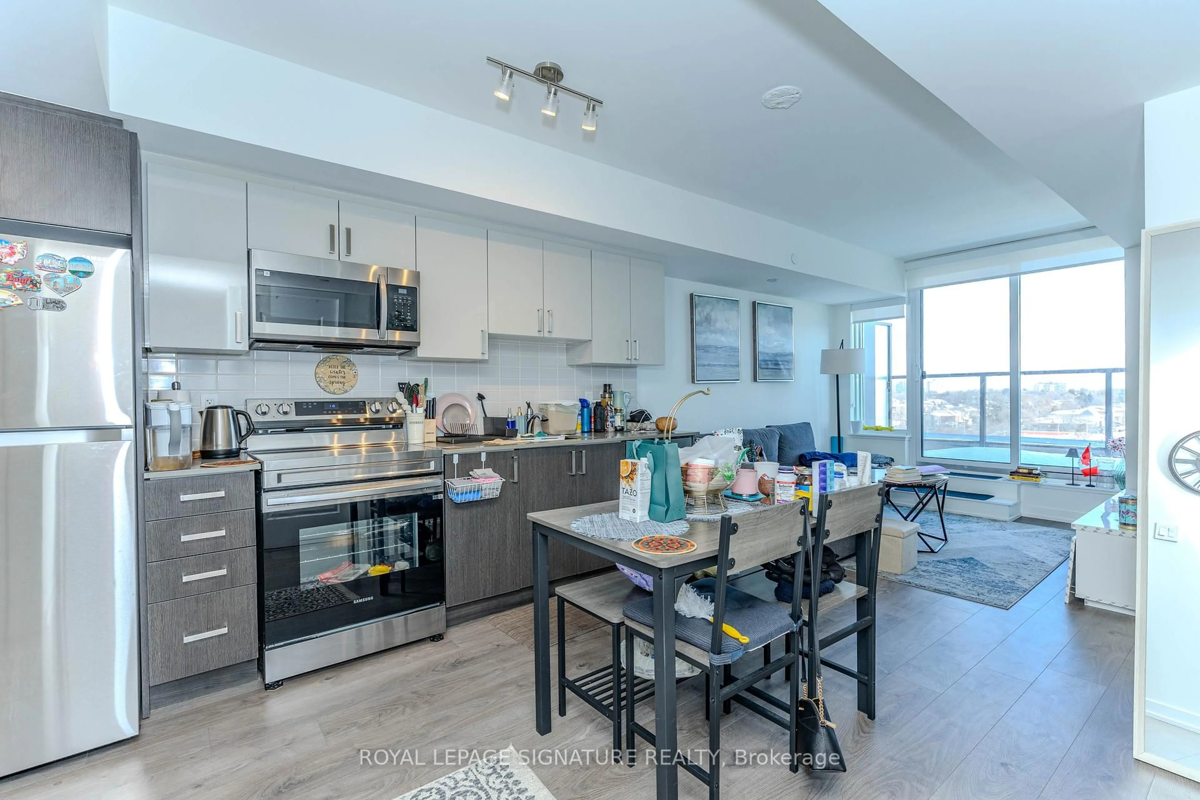 Open concept kitchen, unknown for 556 Marlee Ave #813, Toronto Ontario M6B 0B1