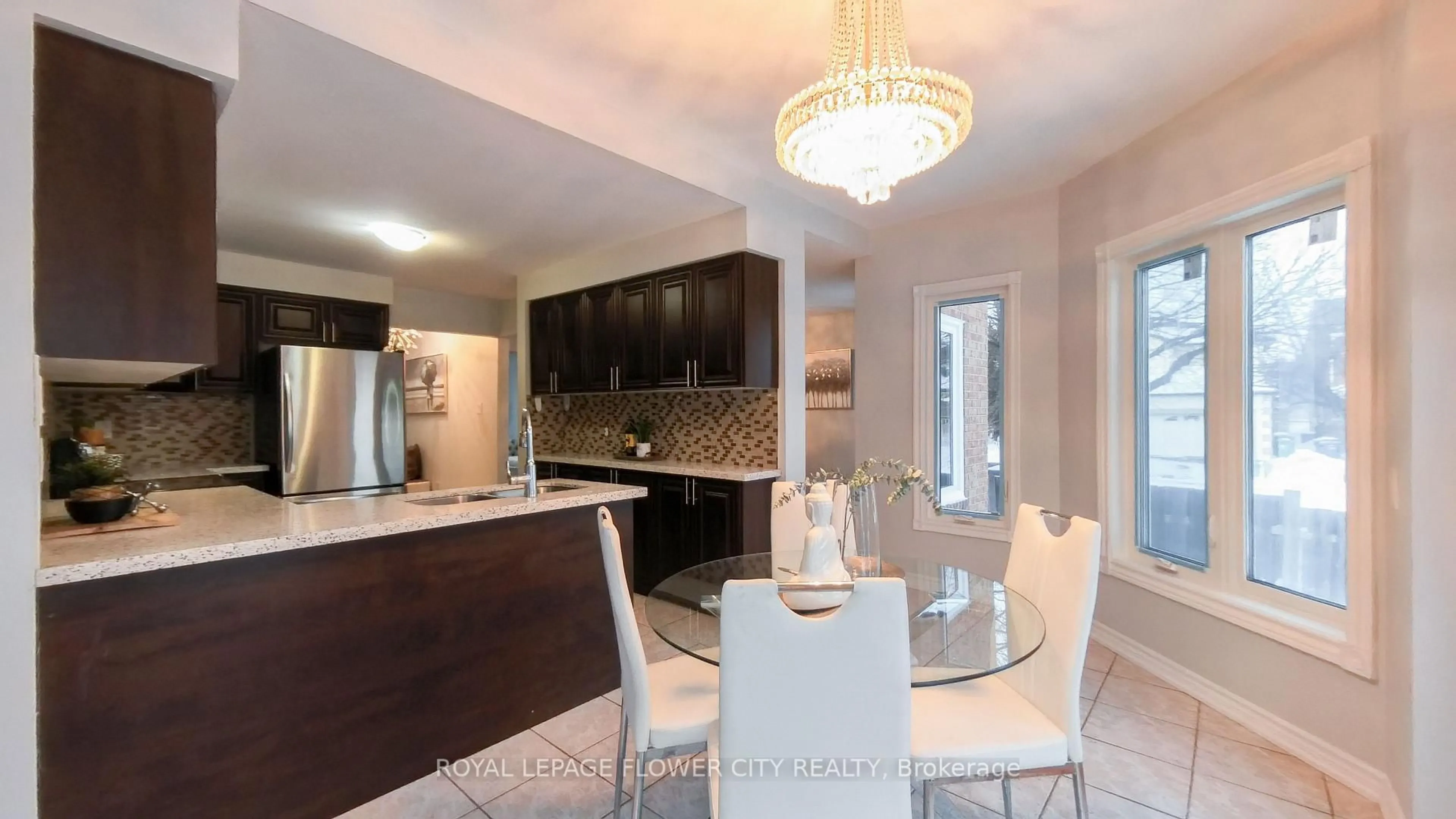 Open concept kitchen, unknown for 1 Donaldson Dr, Brampton Ontario L6Y 3G7