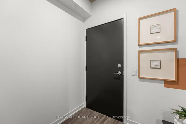 1808 St. Clair Ave #911, Toronto 2