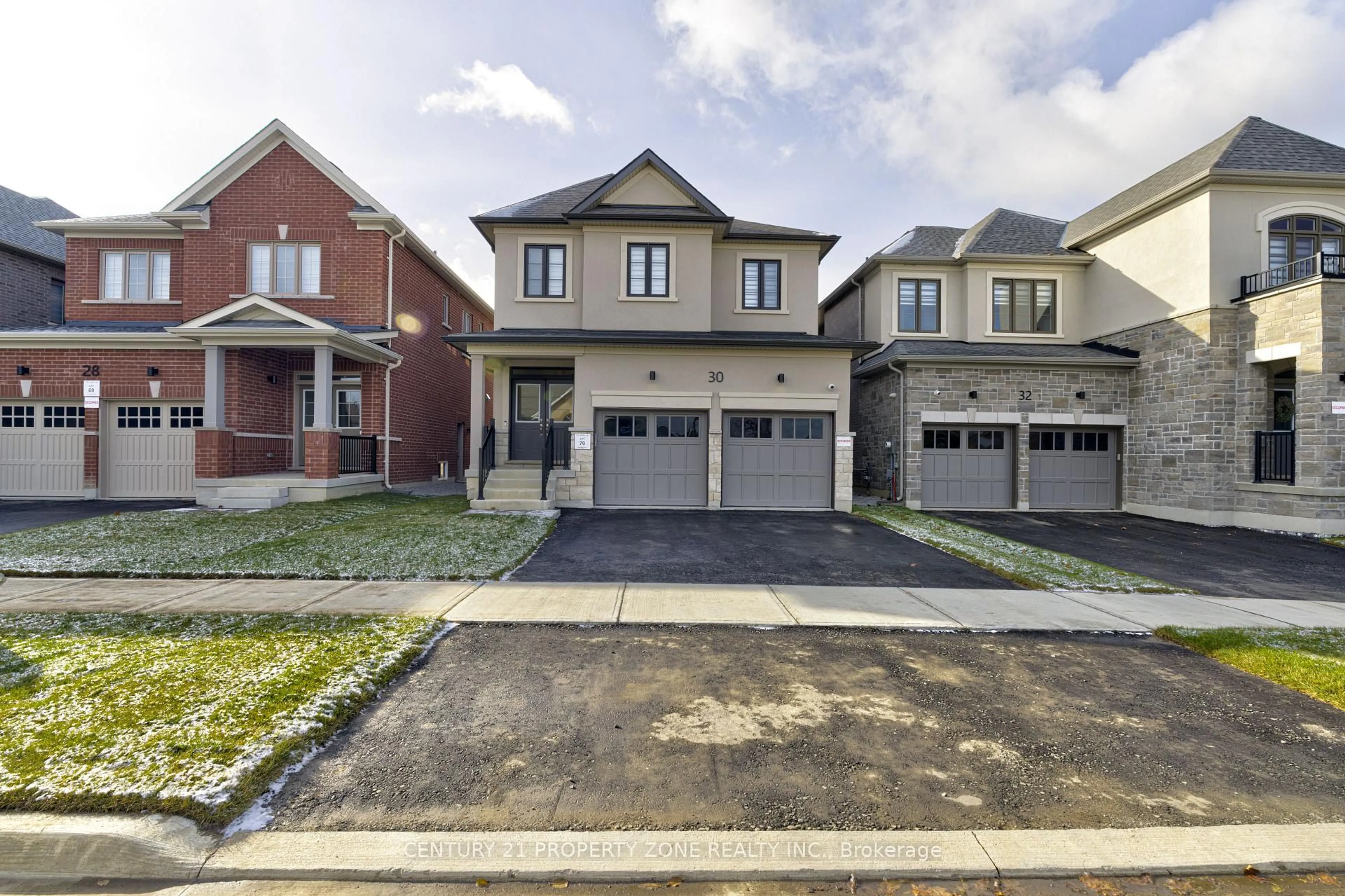 Home with brick exterior material, street for 30 Autumn Oak Crt, Caledon Ontario L7E 1X6