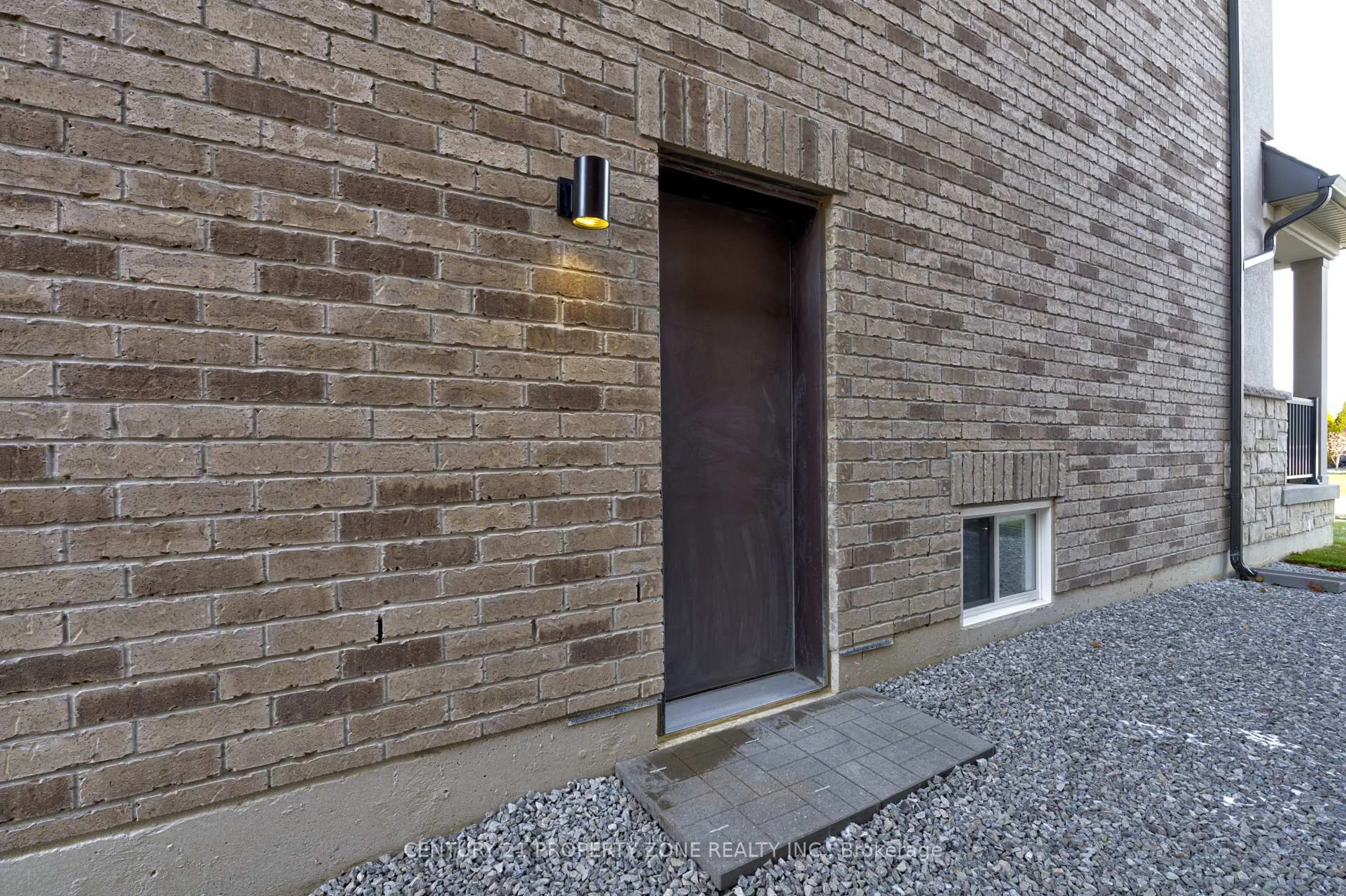 Unknown for 30 Autumn Oak Crt, Caledon Ontario L7E 1X6