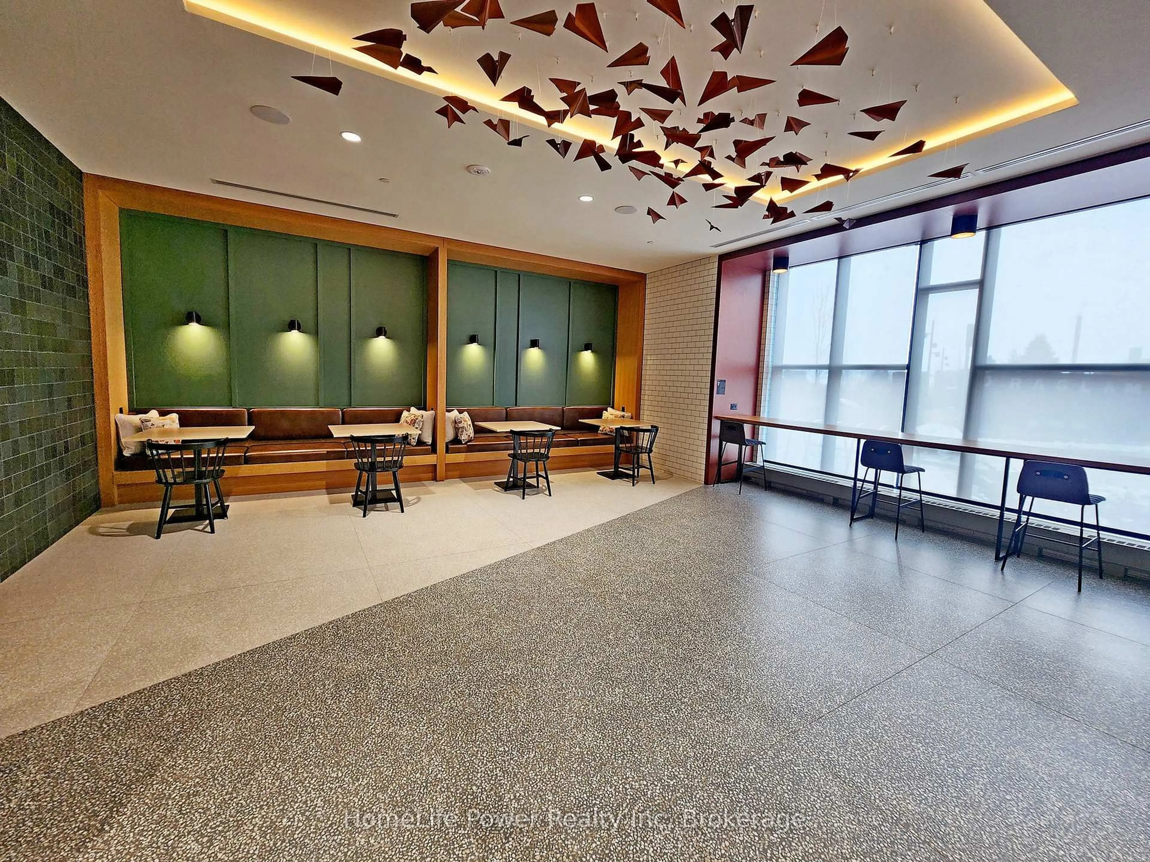 Lobby for 2495 Eglinton Ave #1902, Mississauga Ontario L5M 2T2