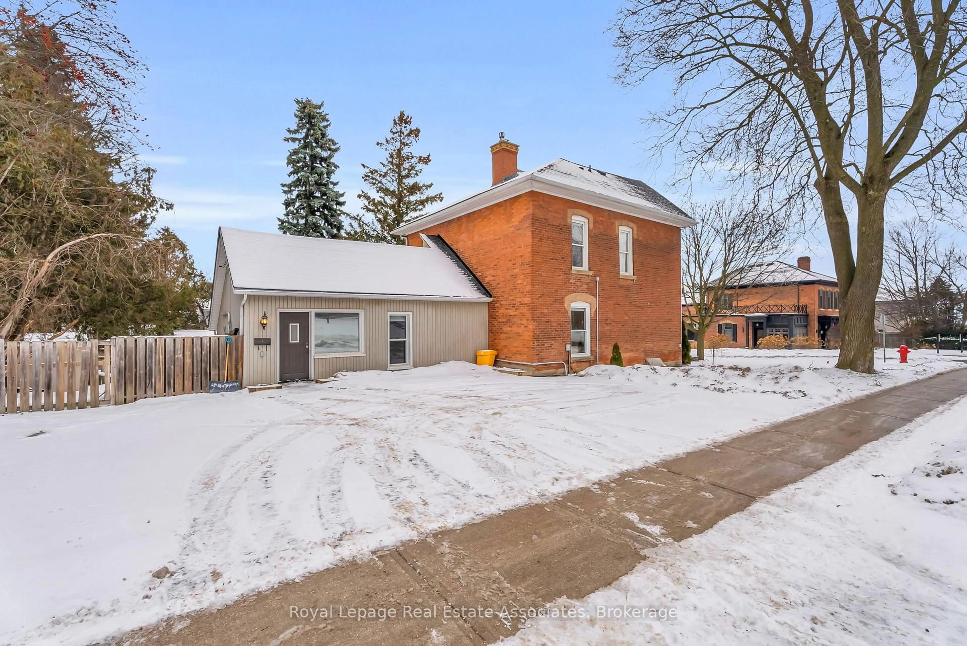 Home with brick exterior material, street for 1 Third Ave, Orangeville Ontario L9W 1G8