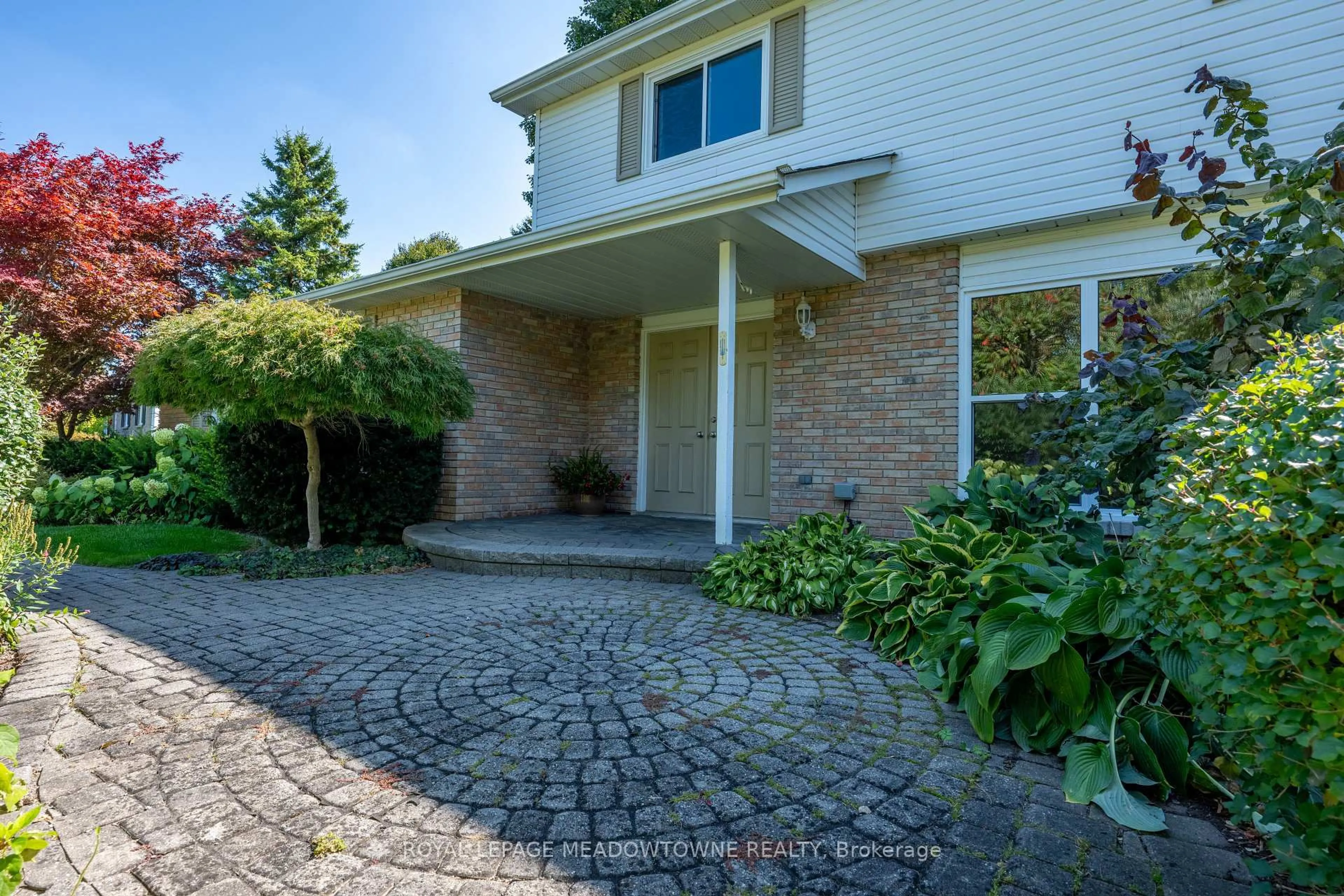 Unknown for 12826 Silvercreek Dr, Halton Hills Ontario L7G 4S4