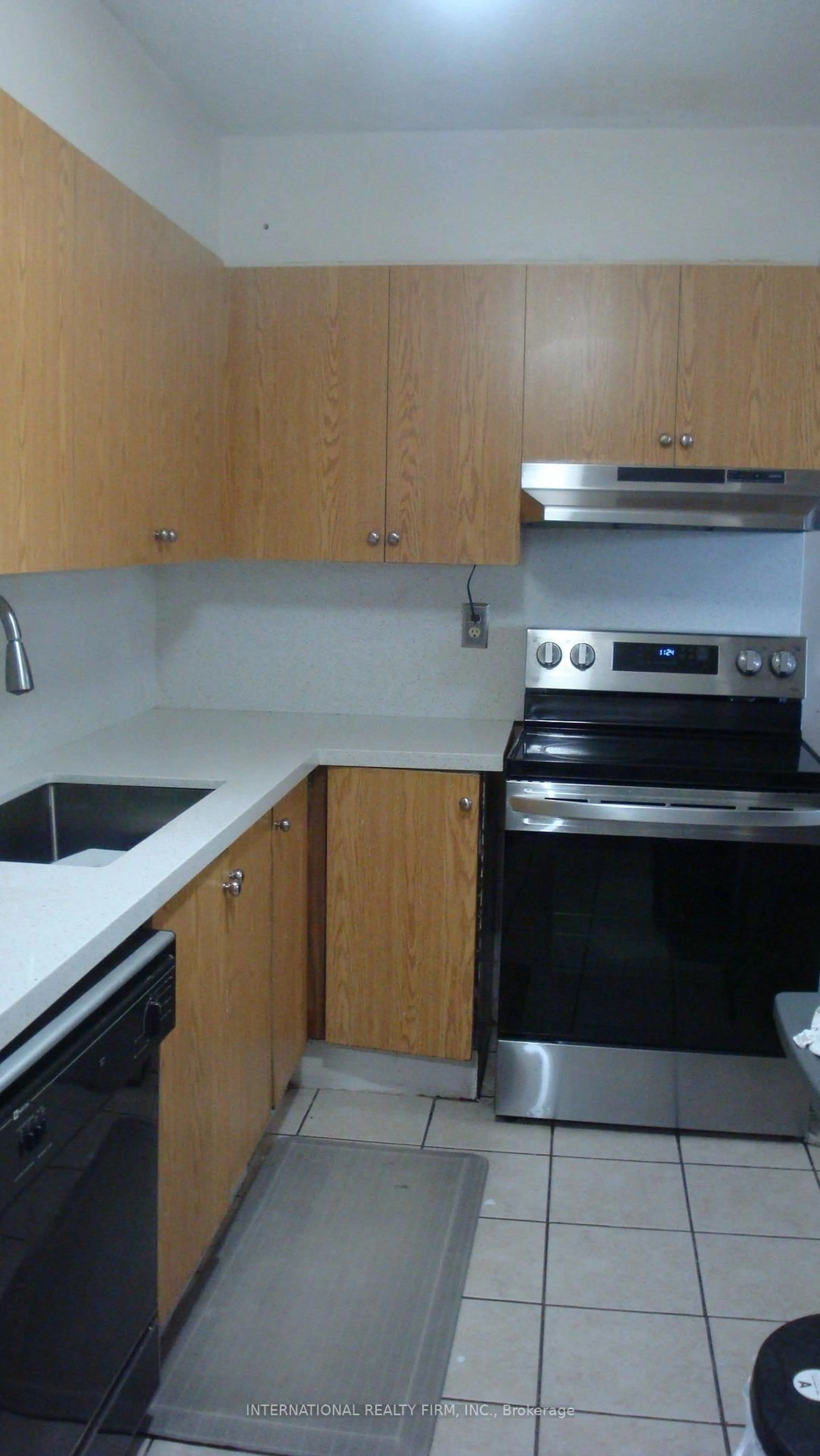 Standard kitchen, unknown for 75 Emmett Ave #503, Toronto Ontario M6M 5A7