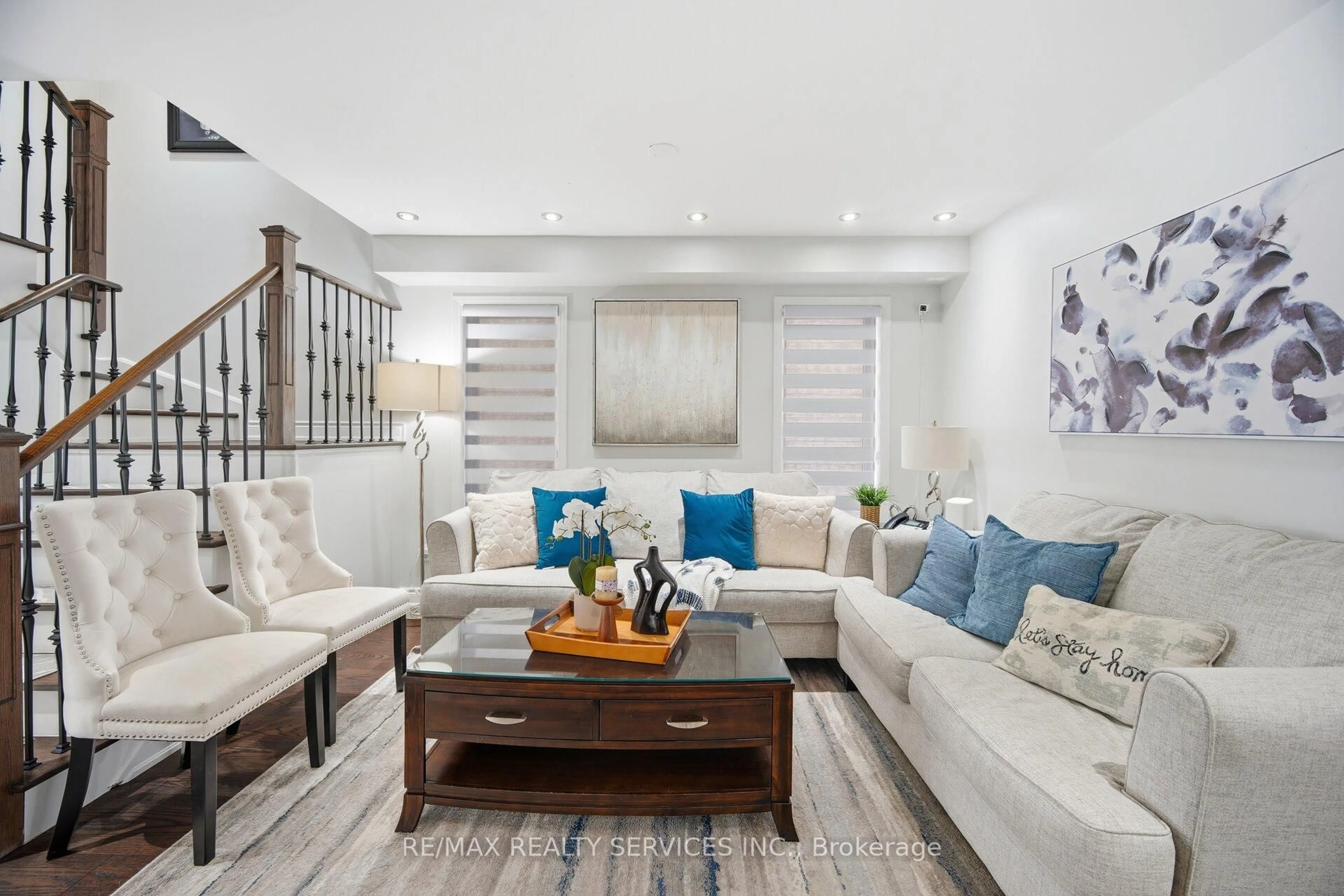 Living room with furniture, unknown for 47 Newark Way, Brampton Ontario L7A 2W8