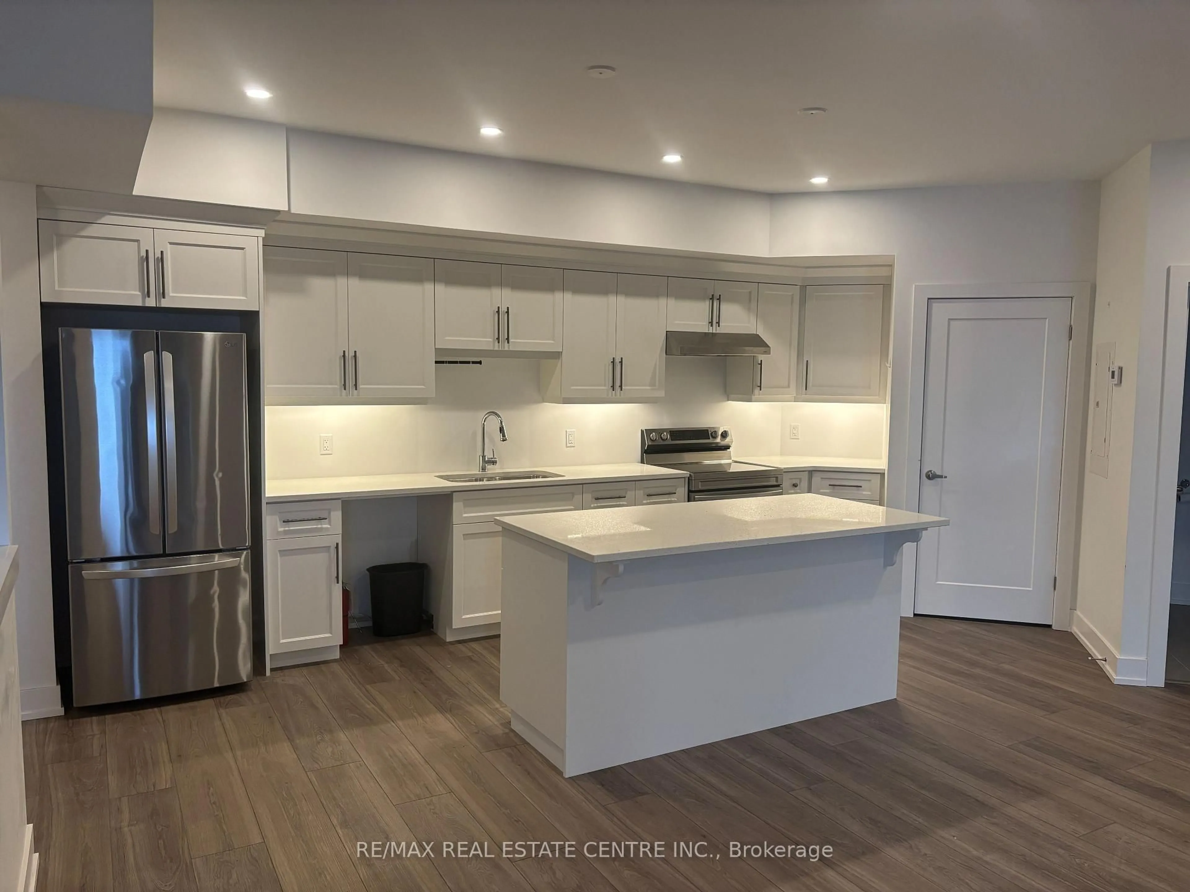 Open concept kitchen, unknown for 17 Centre St #307, Orangeville Ontario L9W 7S6
