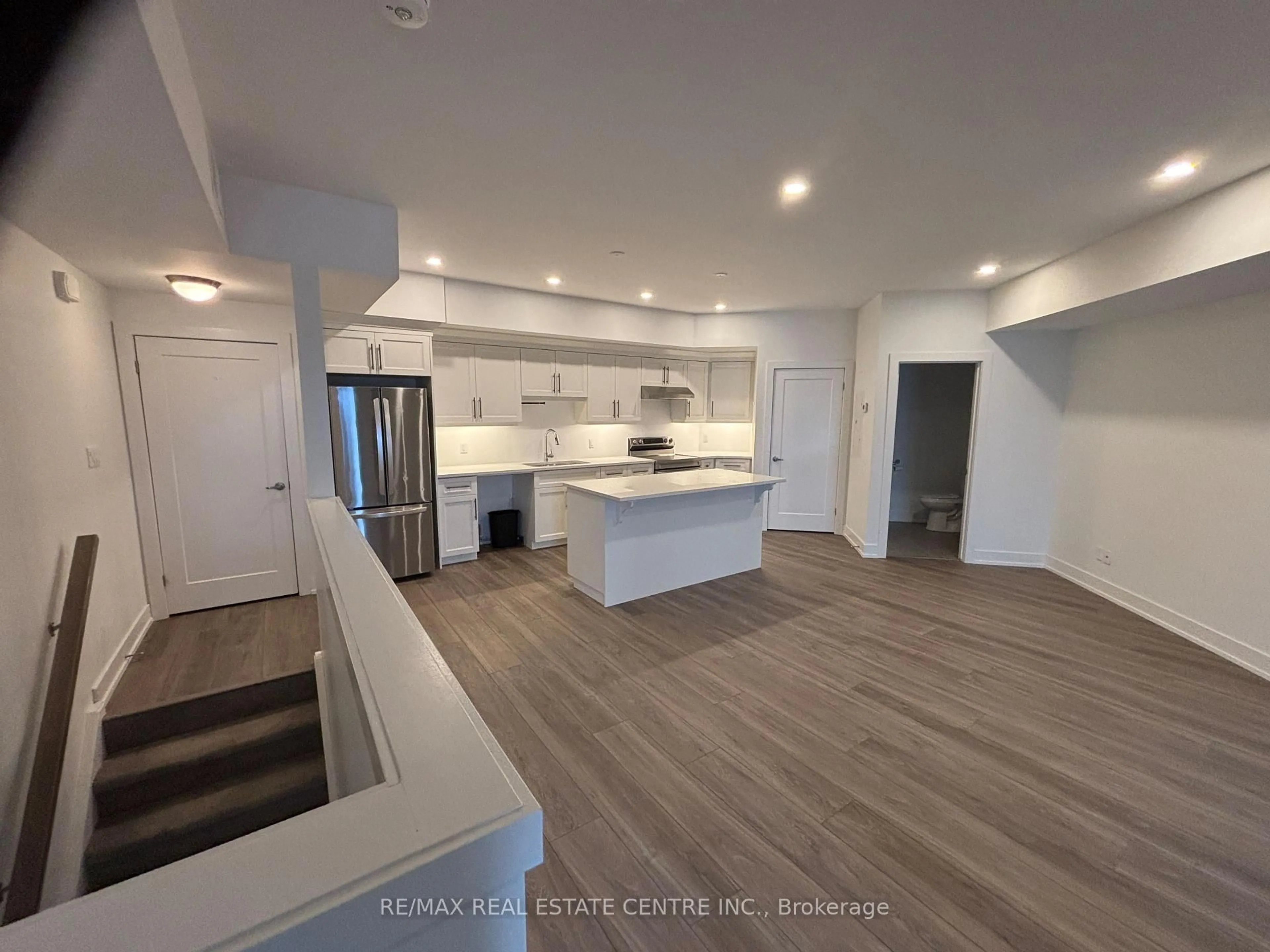 Open concept kitchen, unknown for 17 Centre St #307, Orangeville Ontario L9W 7S6