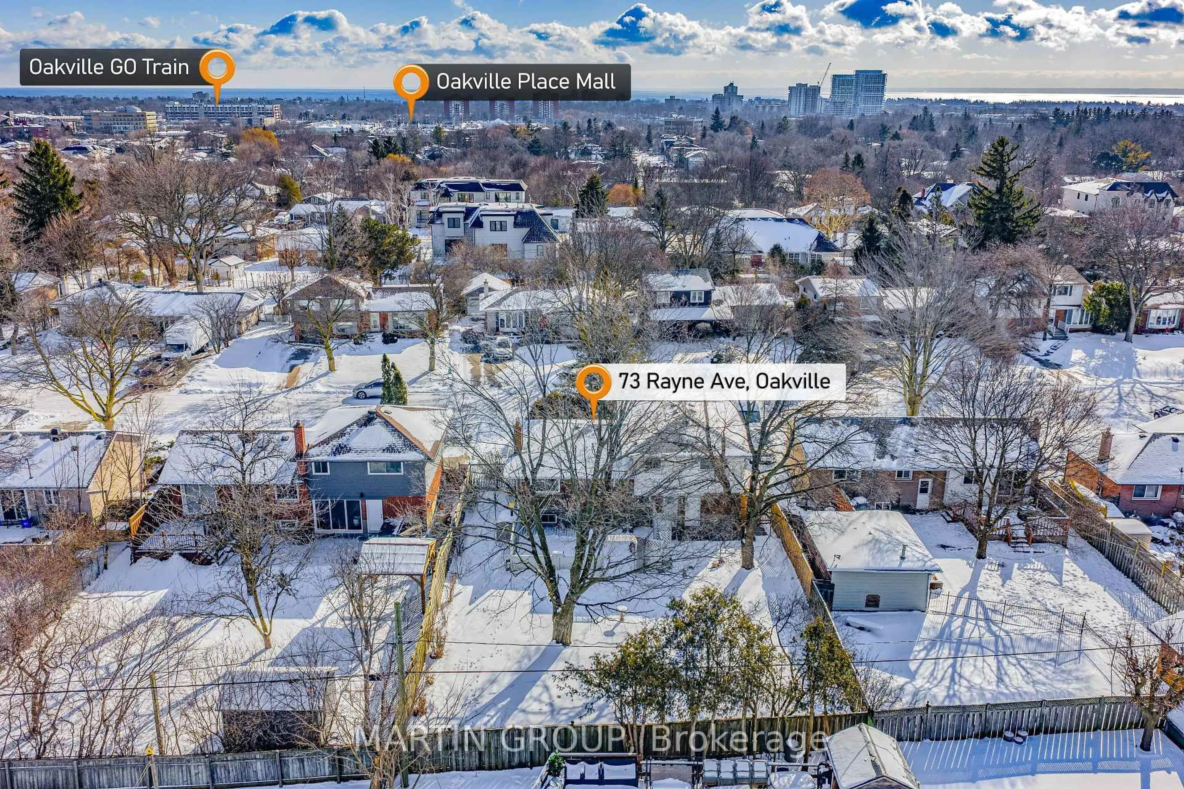 A pic from outside/outdoor area/front of a property/back of a property/a pic from drone, city buildings view from balcony for 73 Rayne Ave, Oakville Ontario L6H 1C1