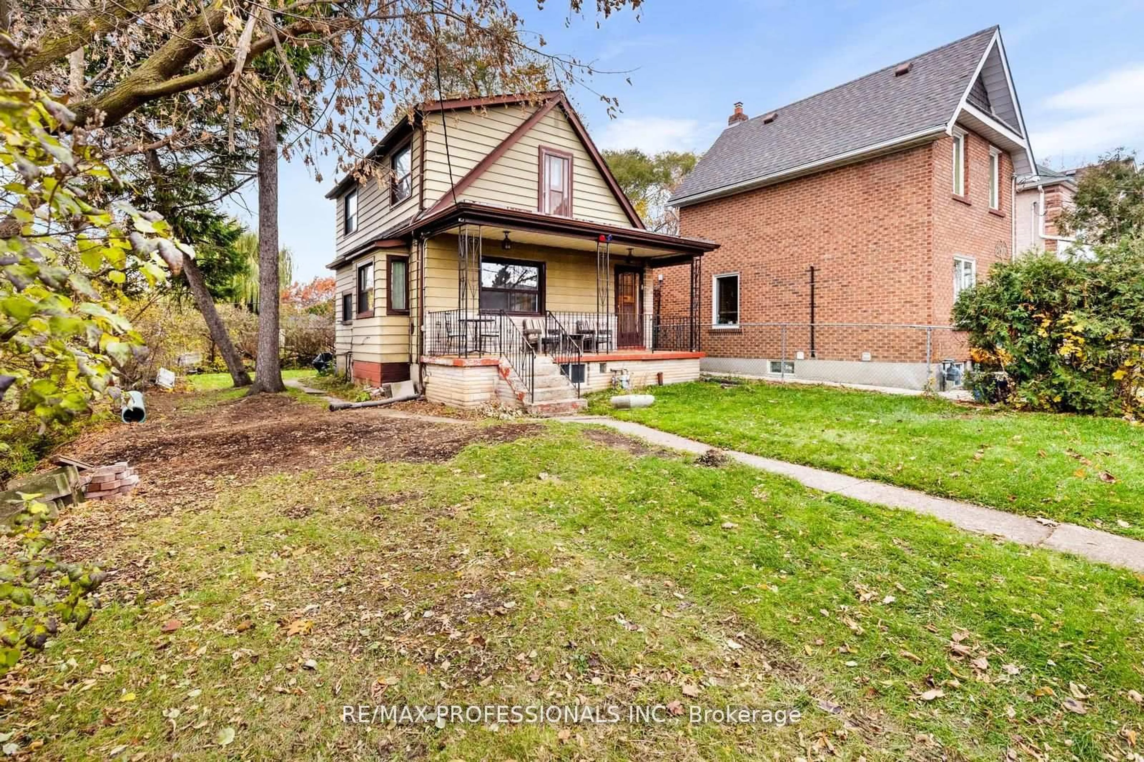 Home with brick exterior material, street for 16 Cliff St, Toronto Ontario M6N 4L6