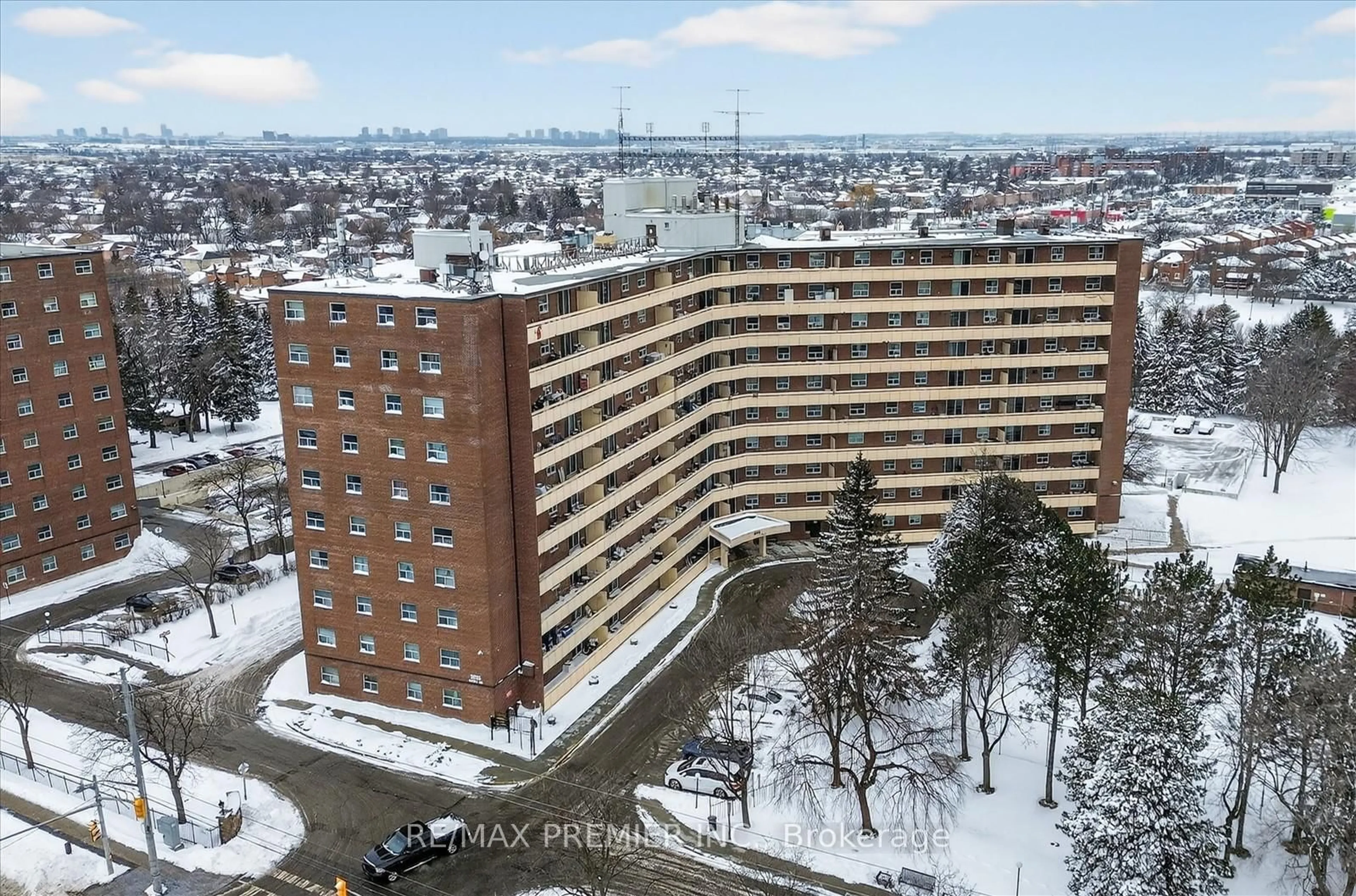 A pic from outside/outdoor area/front of a property/back of a property/a pic from drone, city buildings view from balcony for 3555 Derry Rd #712, Mississauga Ontario L4T 1B2
