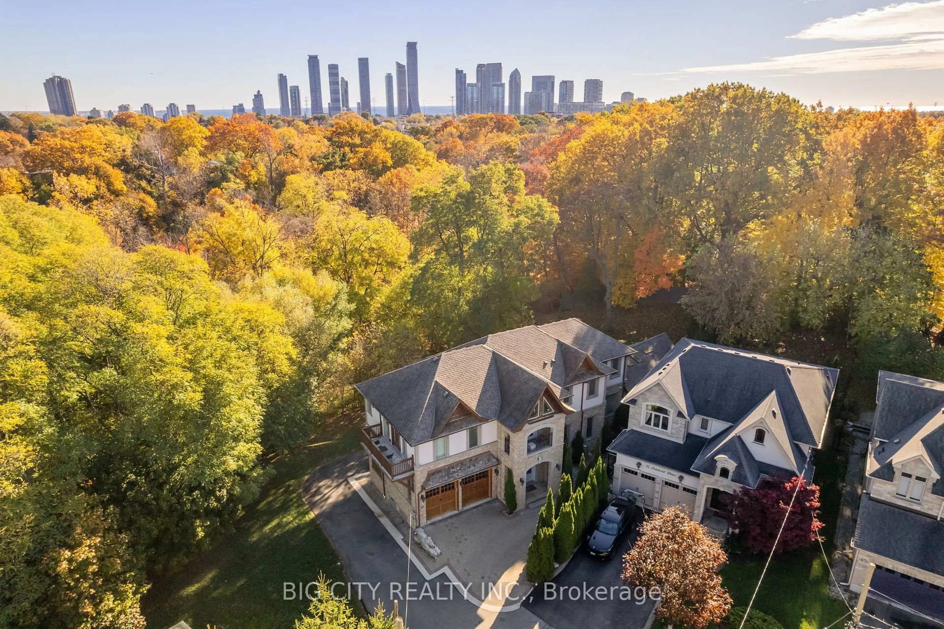 A pic from outside/outdoor area/front of a property/back of a property/a pic from drone, city buildings view from balcony for 65 Oakfield Dr, Toronto Ontario M8Y 1N9