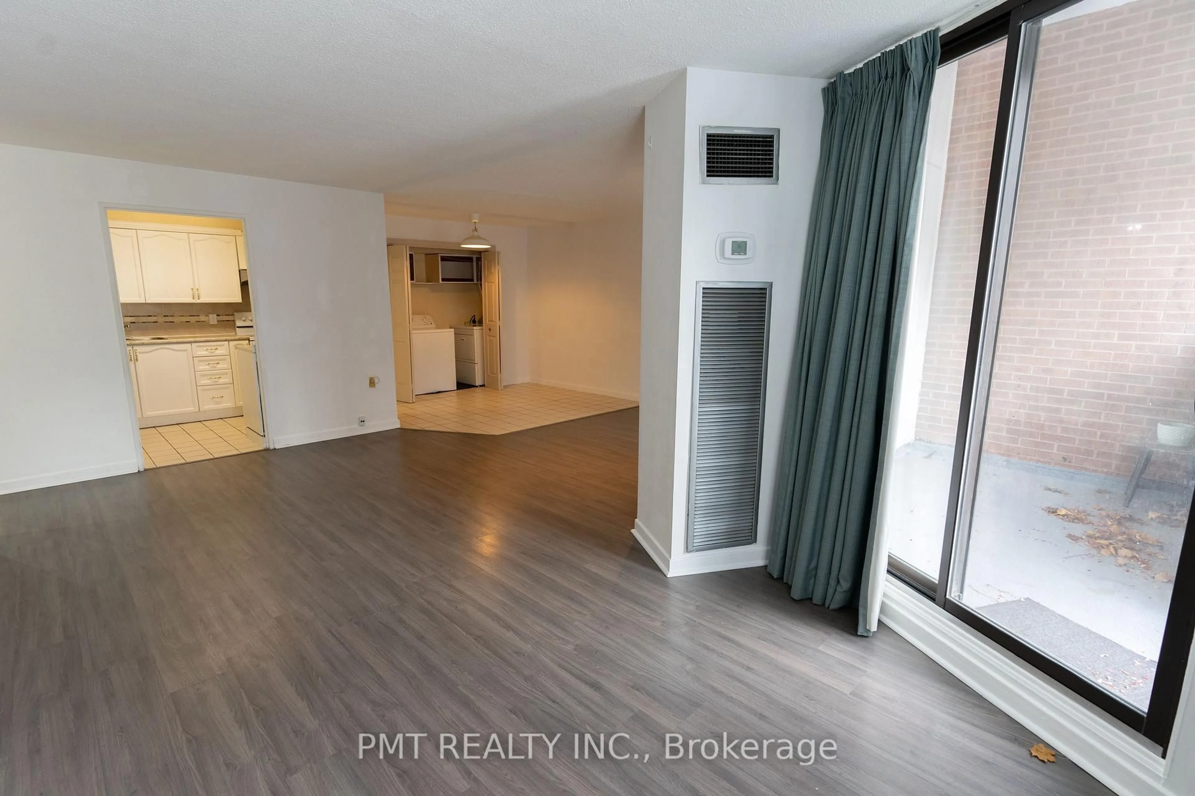 A pic of a room for 1580 Mississauga Valley Blvd #103, Mississauga Ontario L5A 3T8
