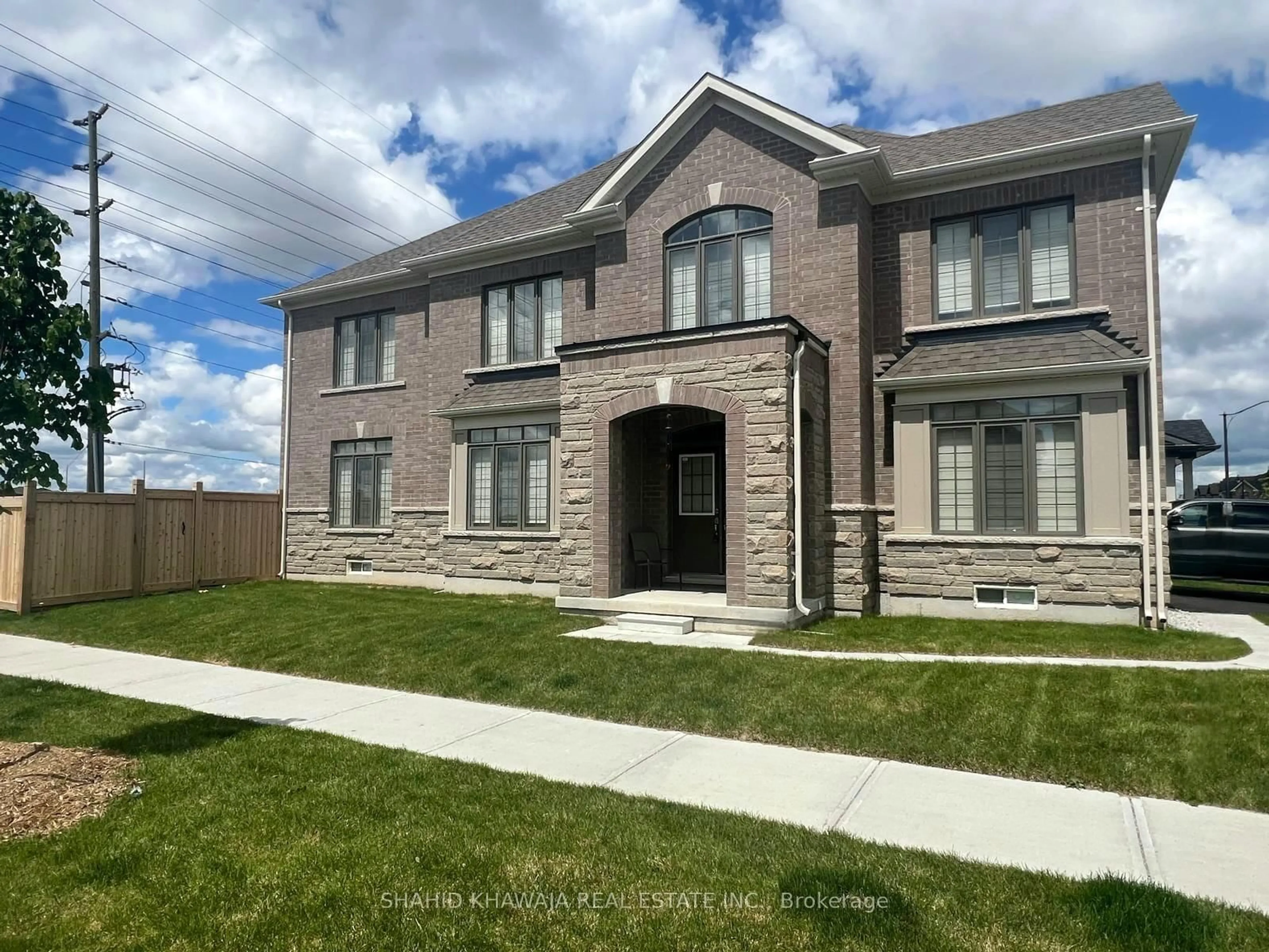 Home with brick exterior material, unknown for 322 Valleyway Dr, Brampton Ontario L6X 0K7