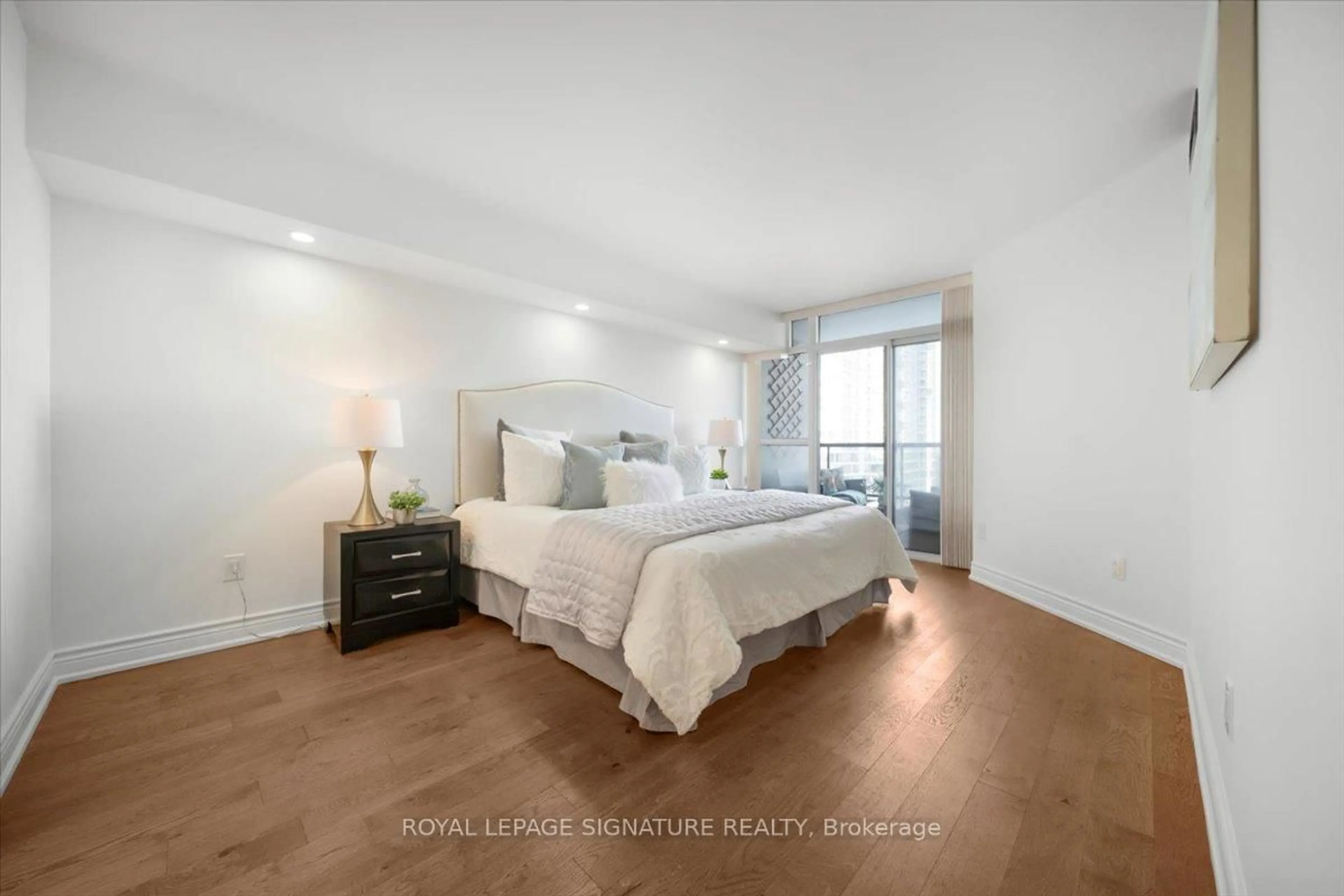 A pic of a room for 5 Rowntree Rd #903, Toronto Ontario M9V 5G9