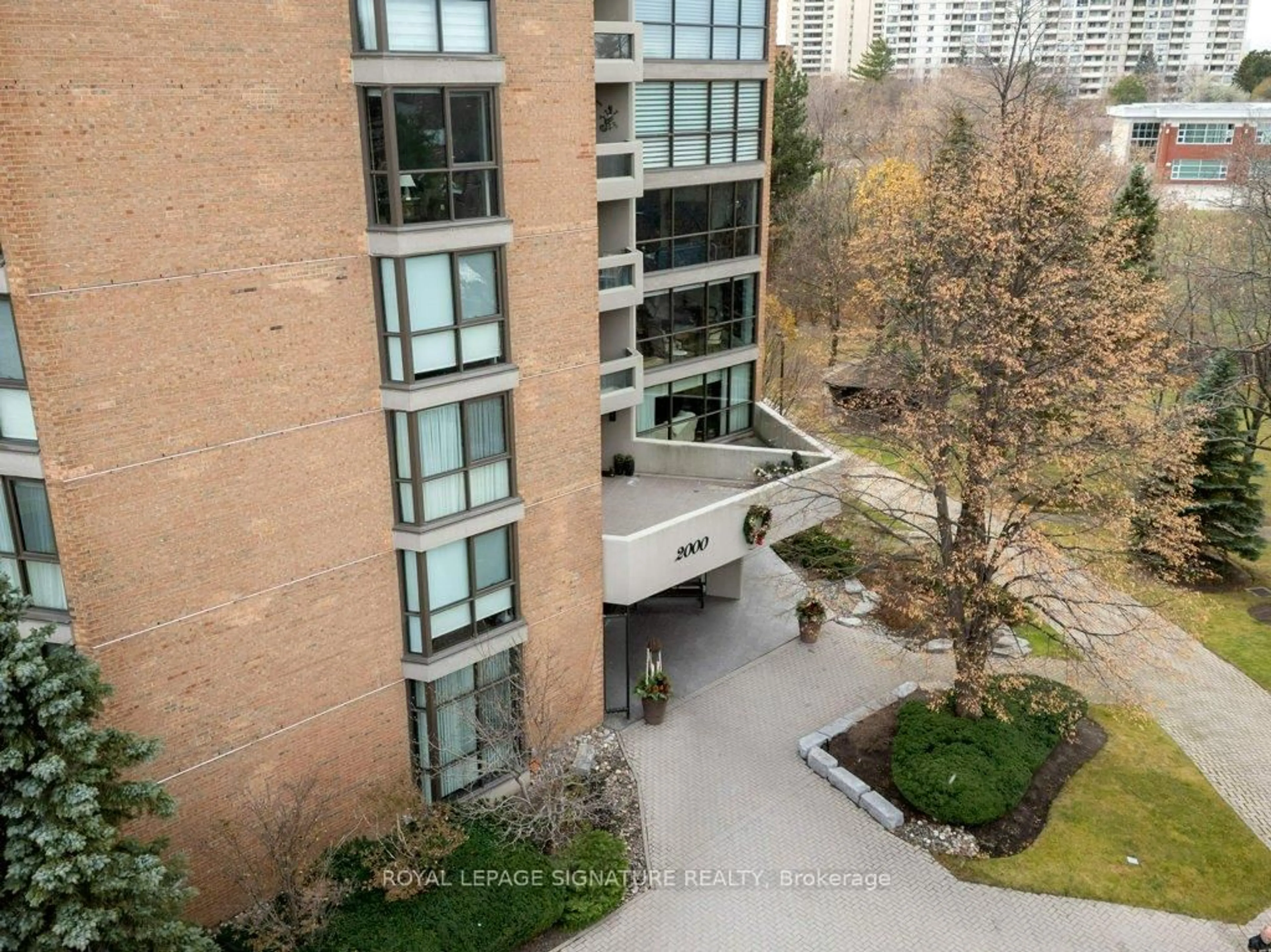 A pic from outside/outdoor area/front of a property/back of a property/a pic from drone, city buildings view from balcony for 2000 Islington Ave #2511, Toronto Ontario M9P 3S7