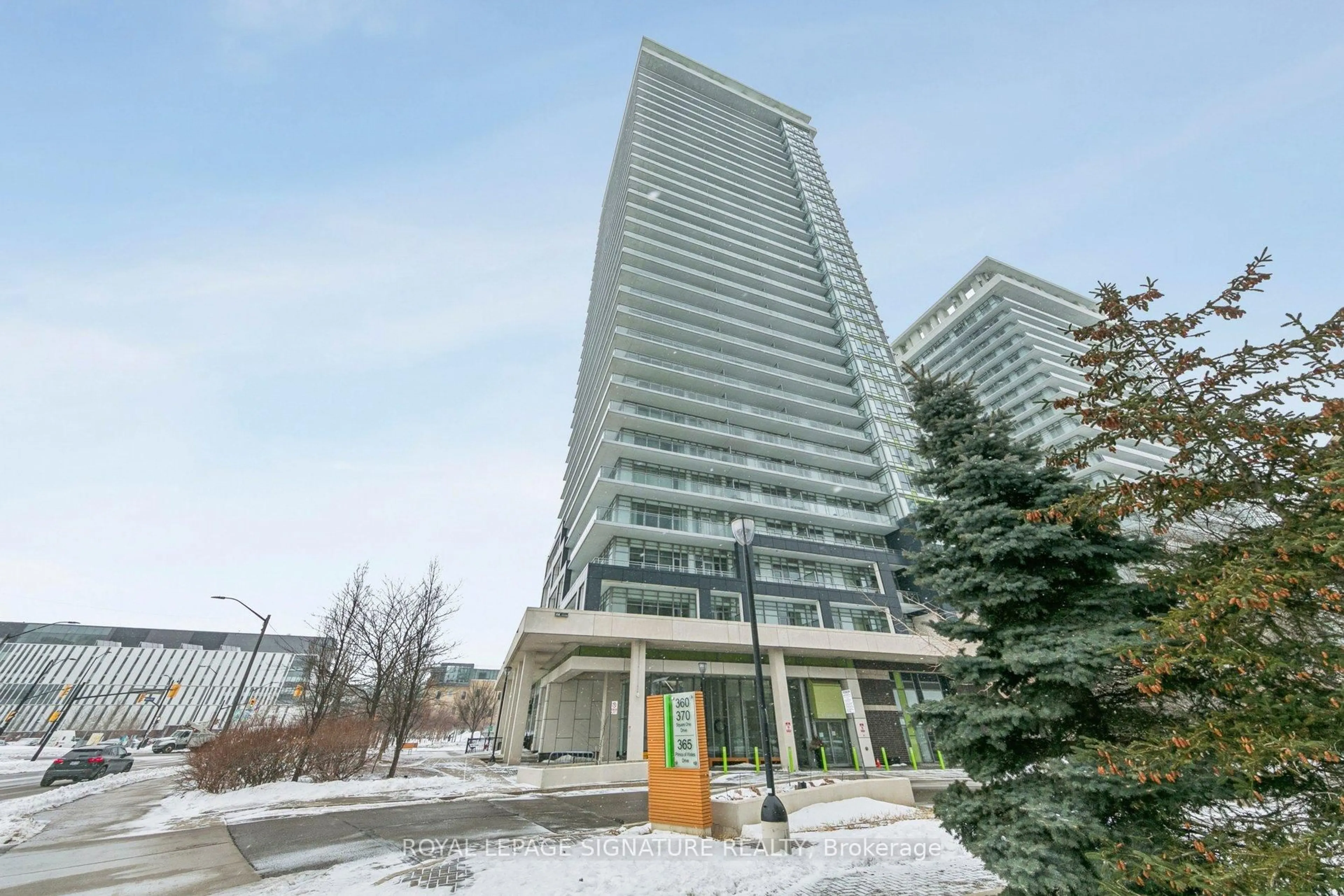 Indoor foyer for 360 Square One Dr #2907, Mississauga Ontario L5B 0E6