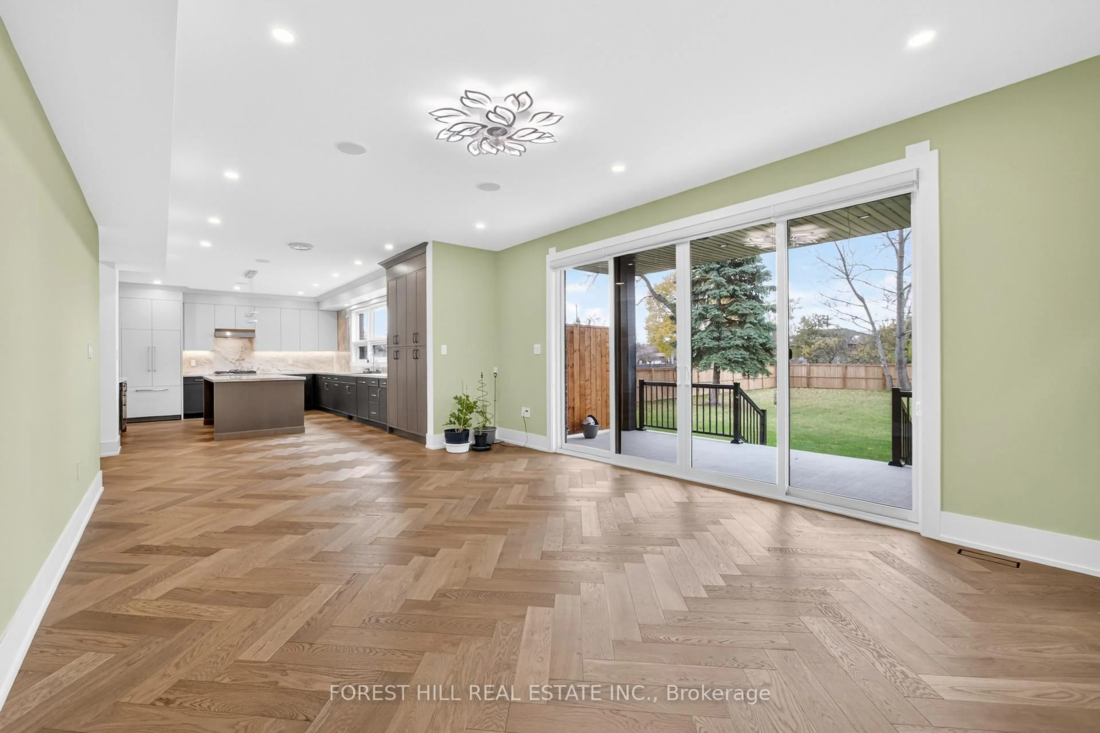 Unknown for 3474 Joan Dr, Mississauga Ontario L5B 1T5