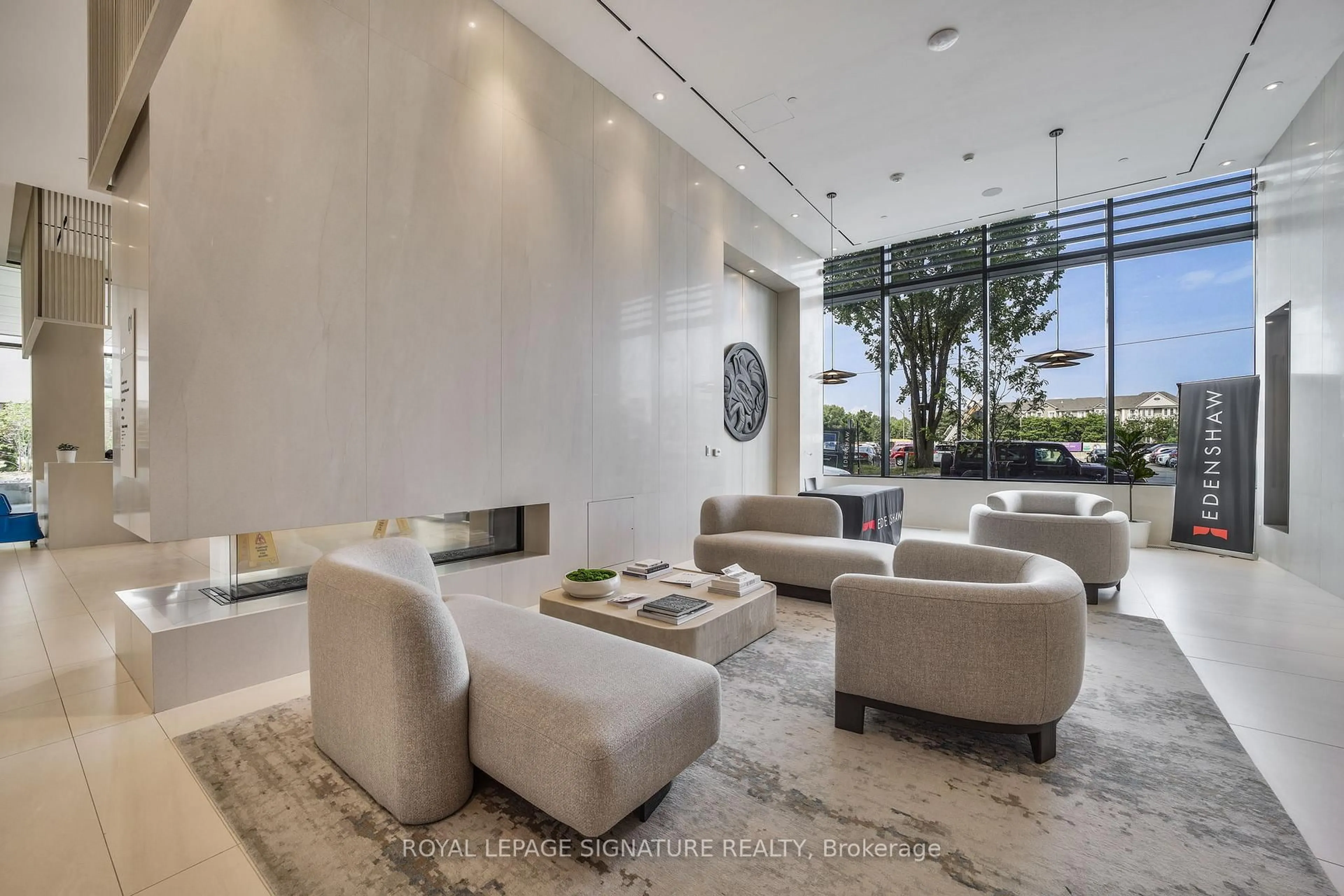 Unknown for 28 Ann St #1805, Mississauga Ontario L5G 0E1