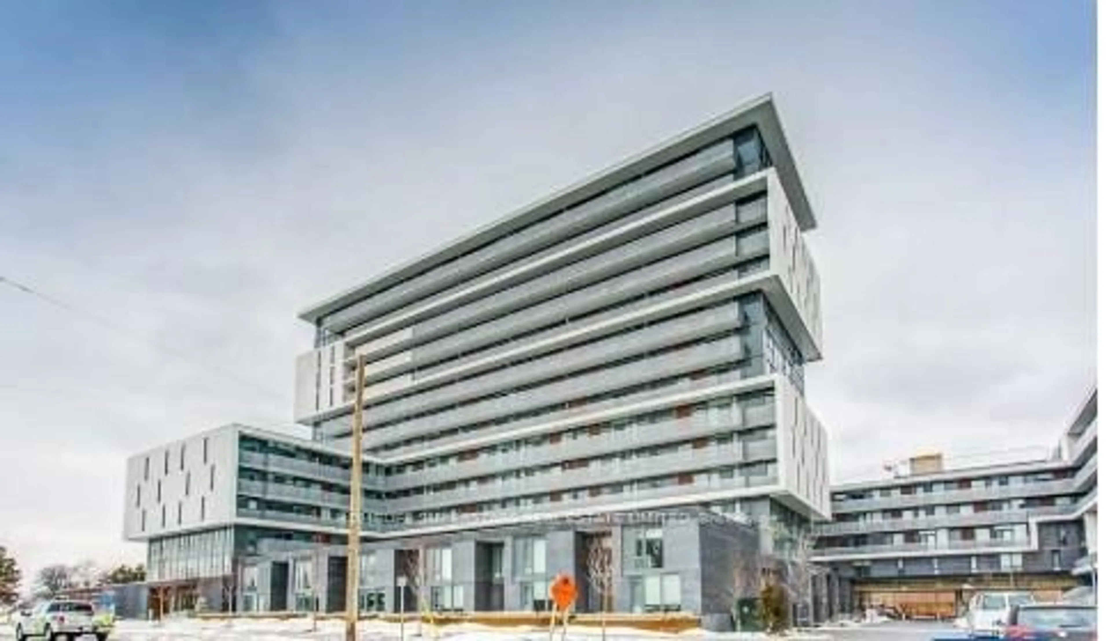 Indoor foyer for 160 Flemington Rd #1004, Toronto Ontario M6A 1N6