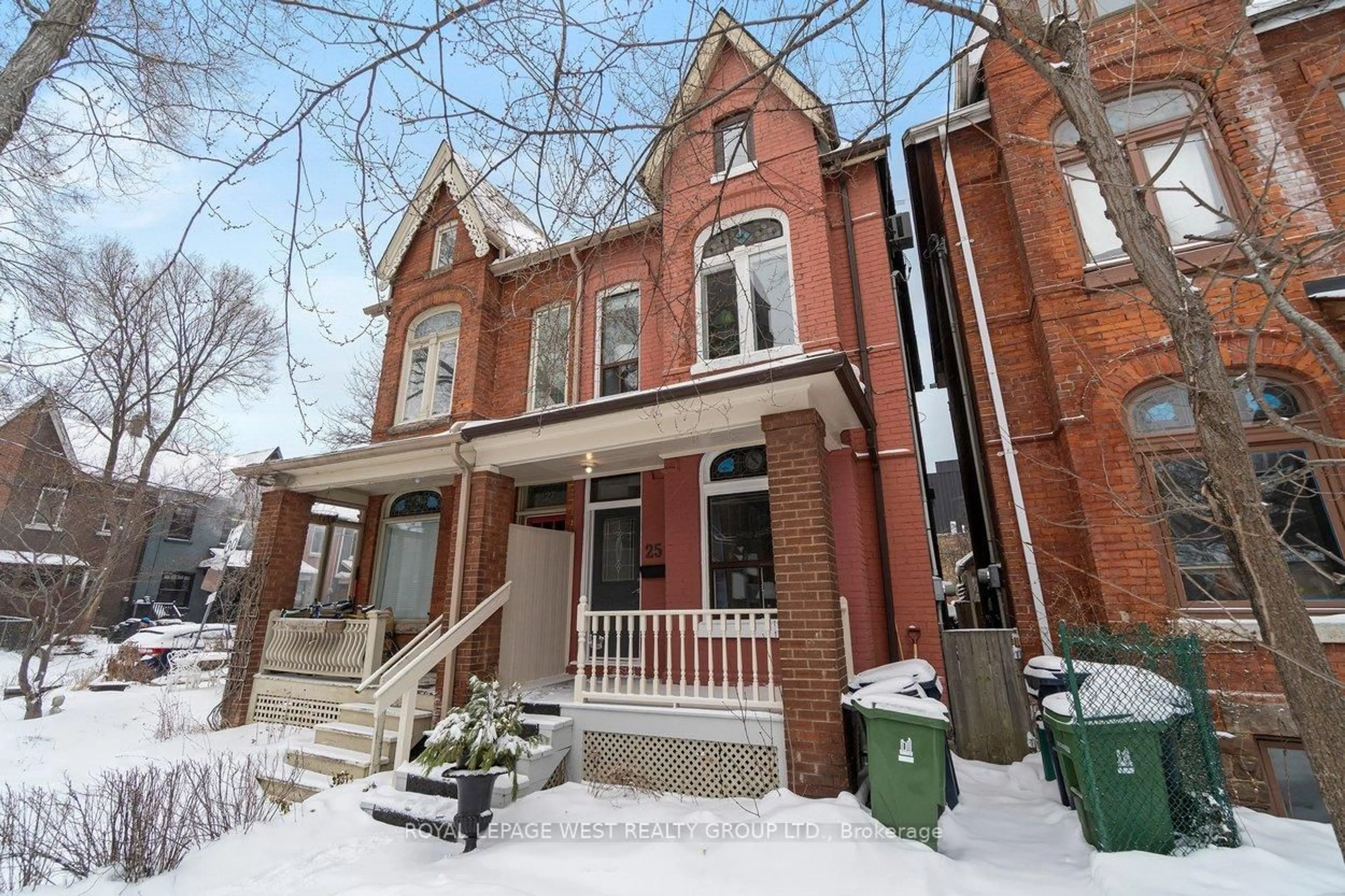 Home with brick exterior material, street for 25 Westmoreland Ave, Toronto Ontario M6H 2Z6