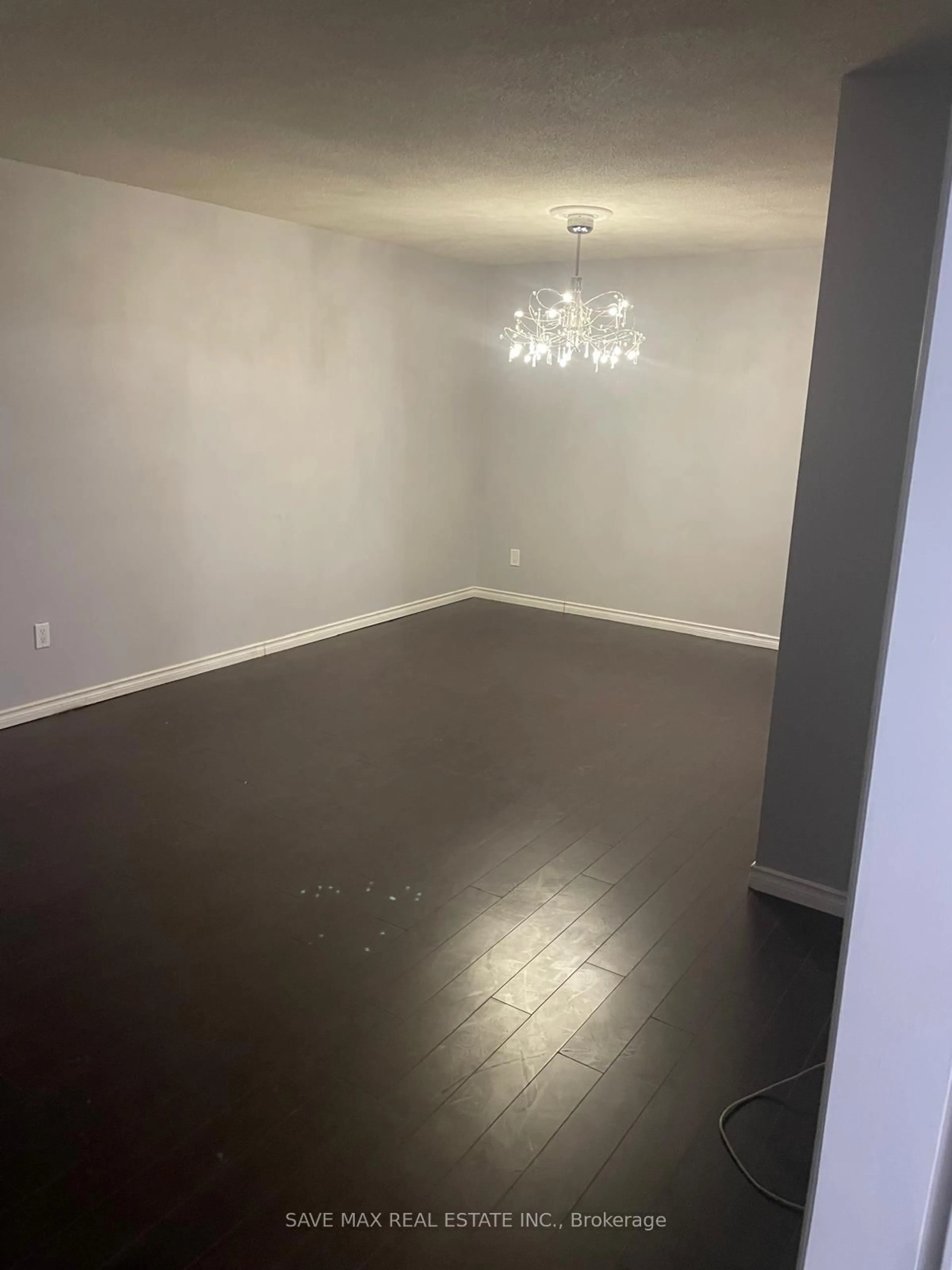 A pic of a room for 28 Royal Salisbury Way, Brampton Ontario L6V 3J6