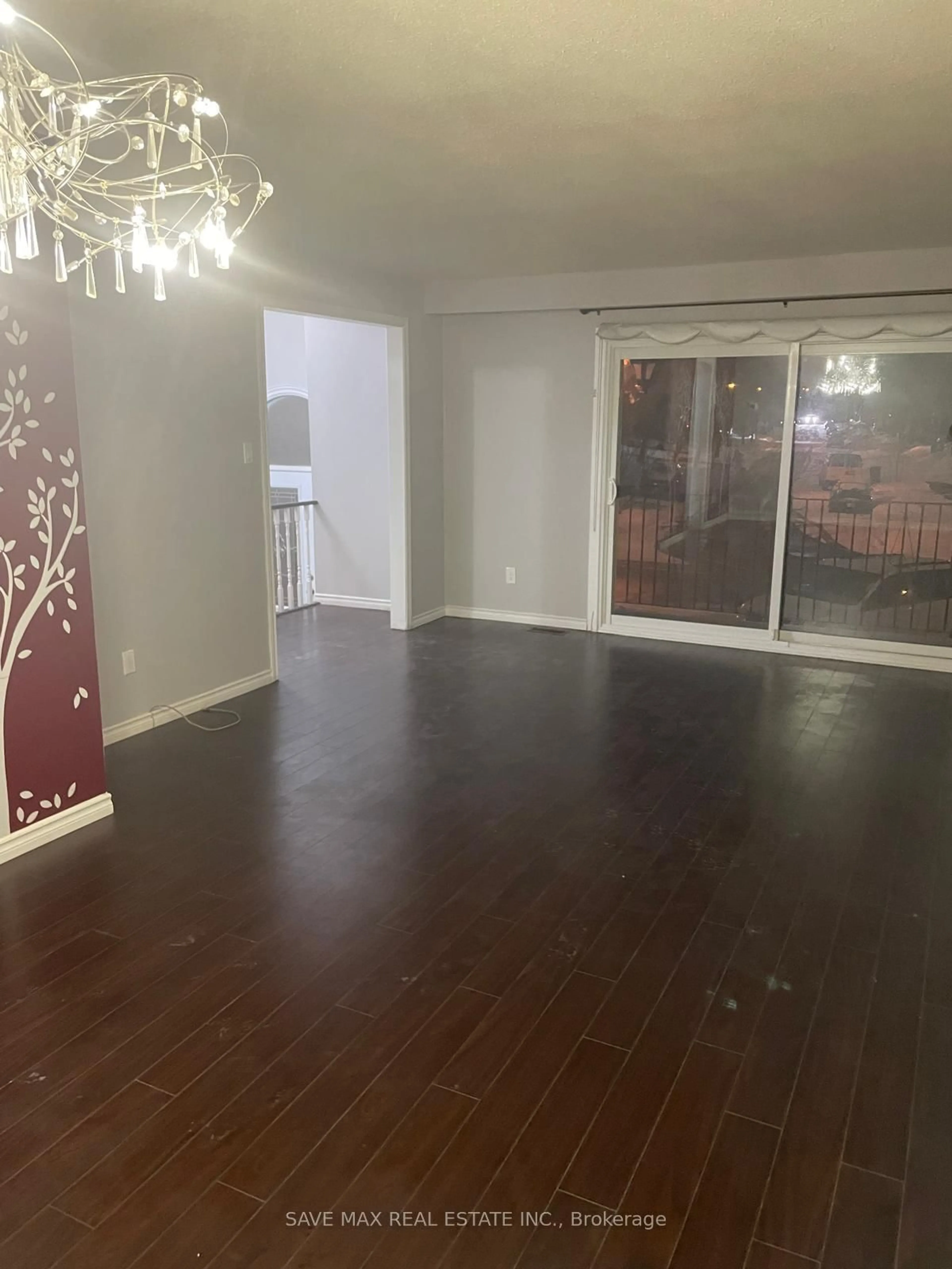 A pic of a room for 28 Royal Salisbury Way, Brampton Ontario L6V 3J6