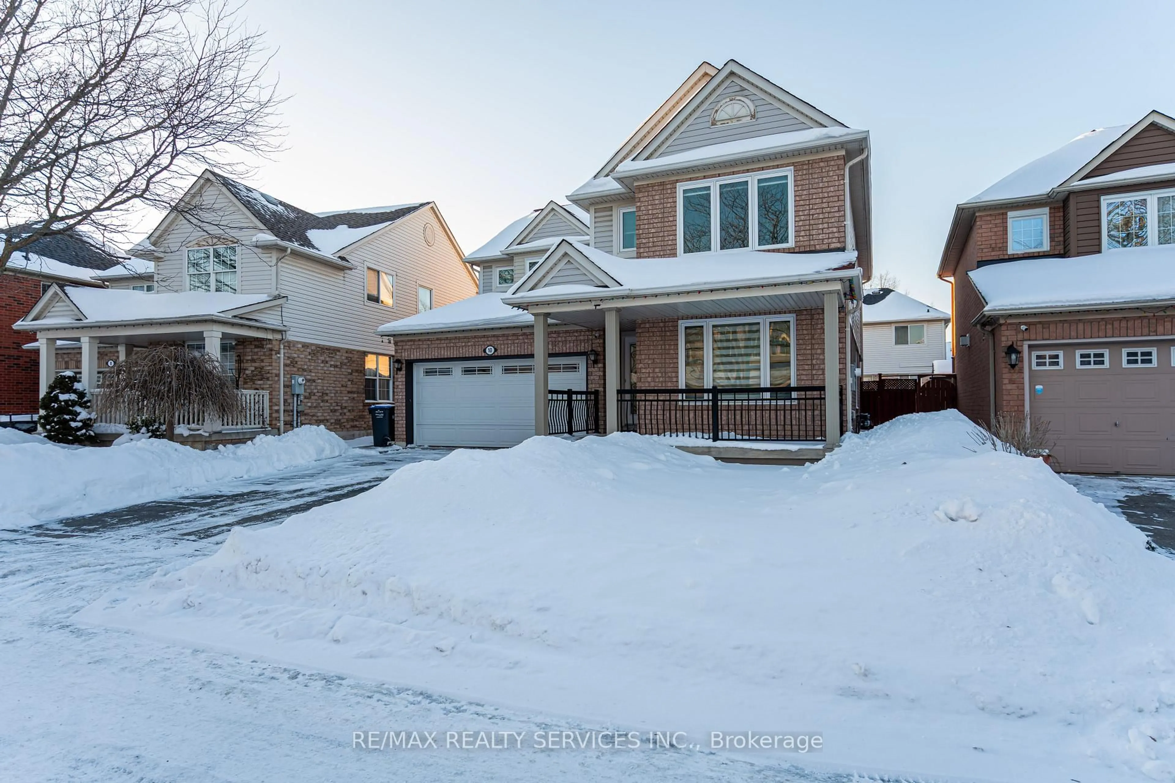 Unknown for 10 Penn Dr, Brampton Ontario L7A 1N8