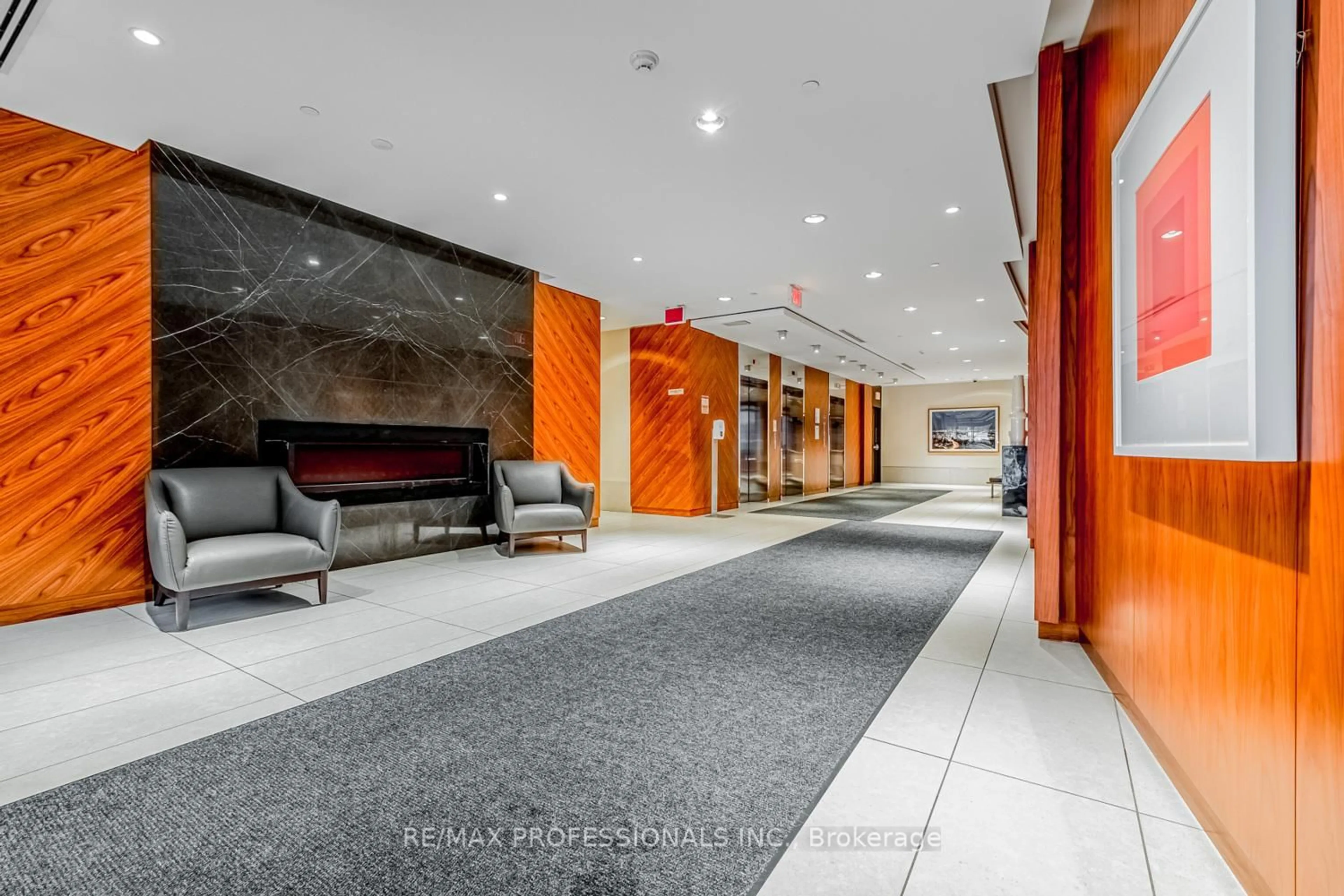 Lobby for 9 Valhalla Inn Rd #606, Toronto Ontario M9B 0B2