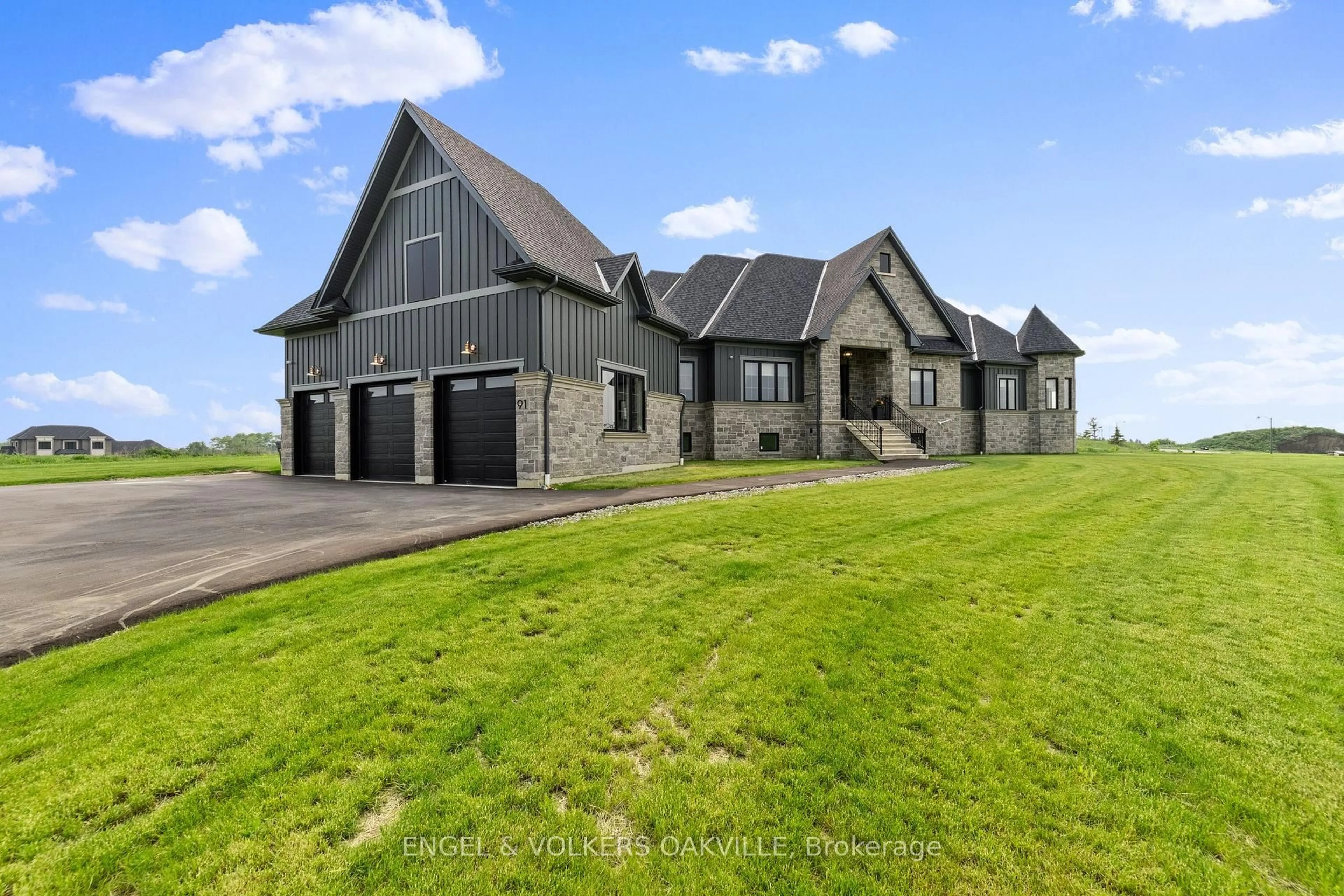 A pic from outside/outdoor area/front of a property/back of a property/a pic from drone, unknown for 91 Logan Rd, Caledon Ontario L7E 4L5