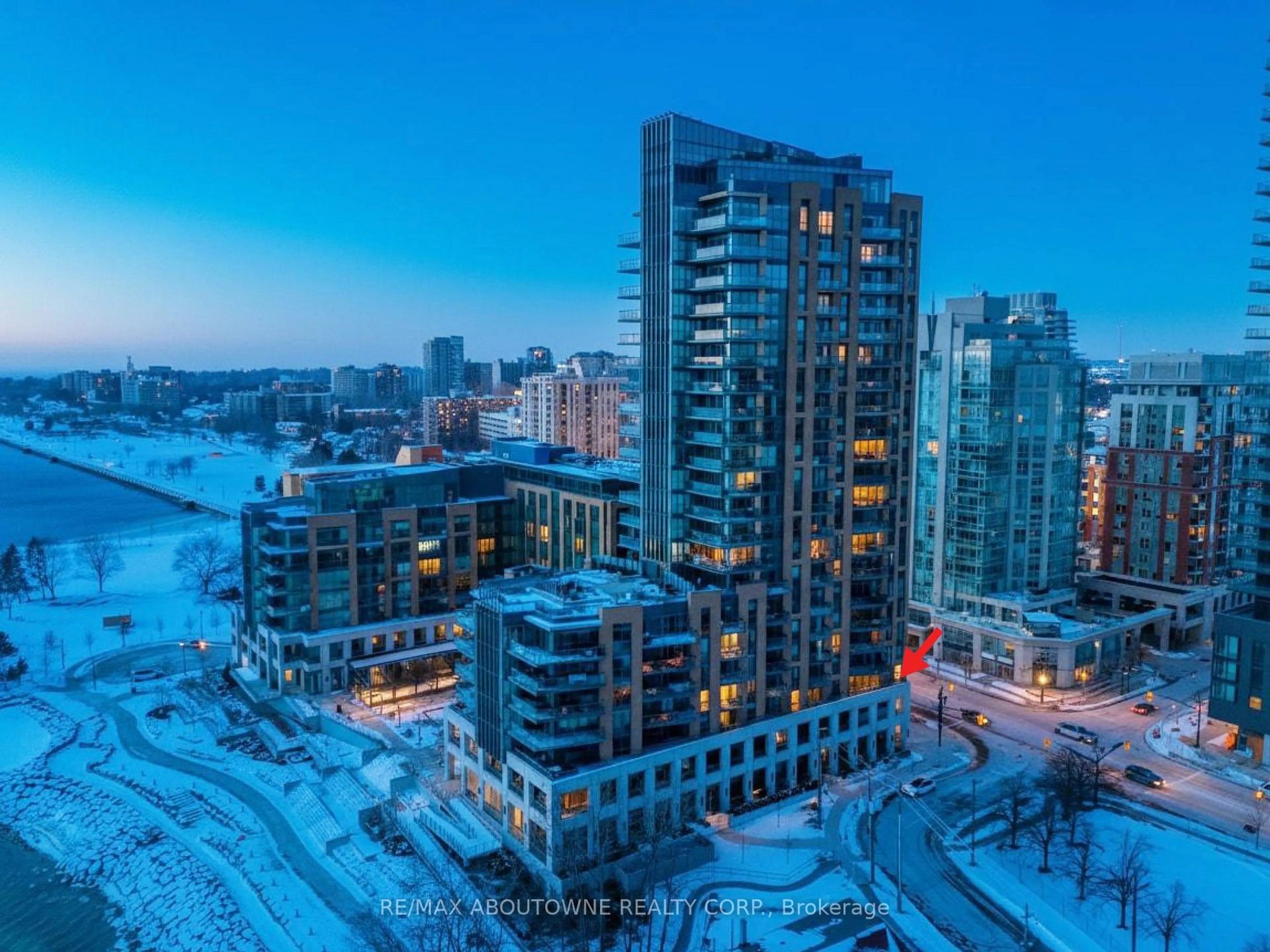 A pic from outside/outdoor area/front of a property/back of a property/a pic from drone, city buildings view from balcony for 2060 Lakeshore Rd #304, Burlington Ontario L7R 0G2