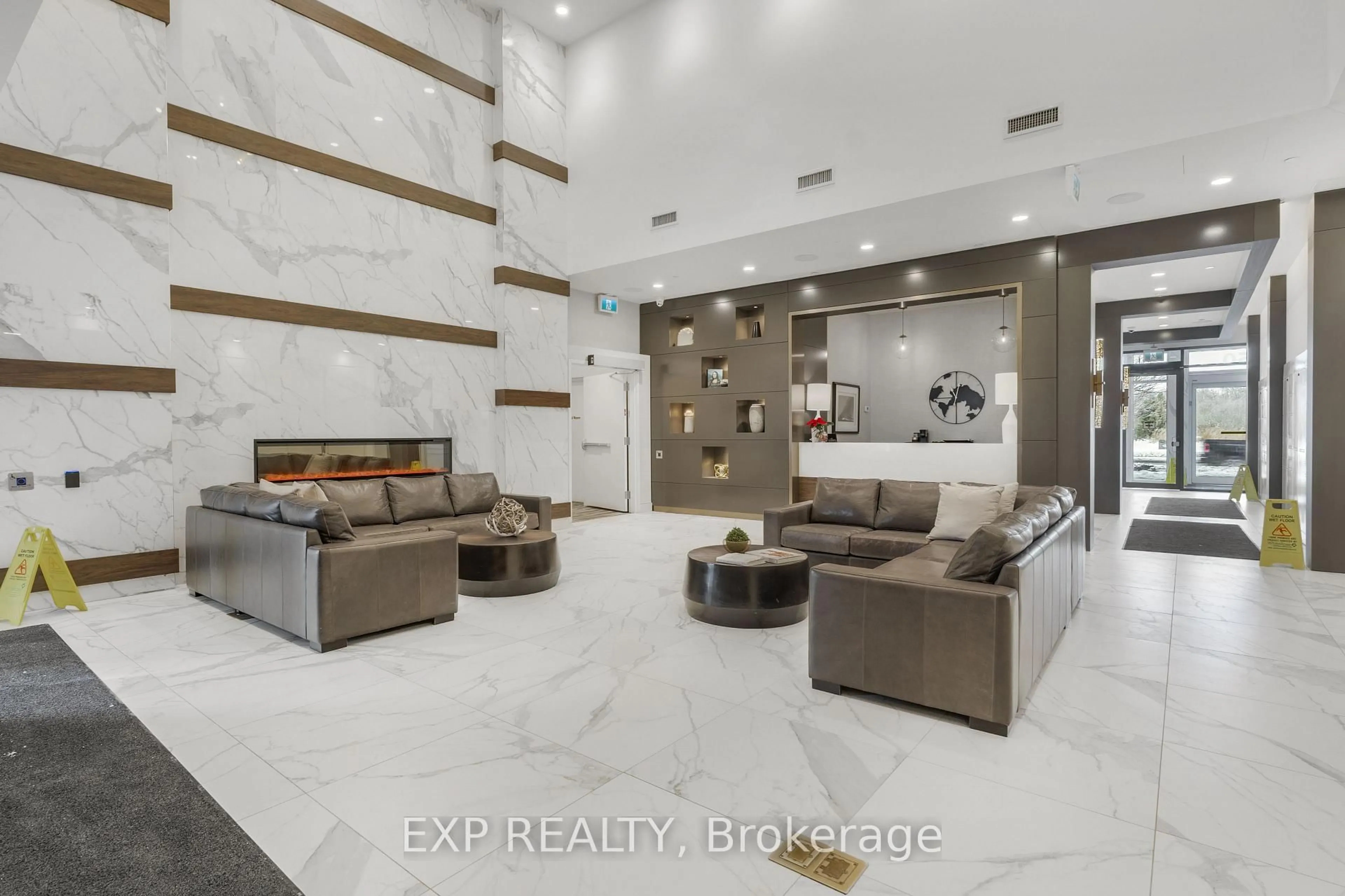 Lobby for 1050 Main St #112, Milton Ontario L9T 9M3