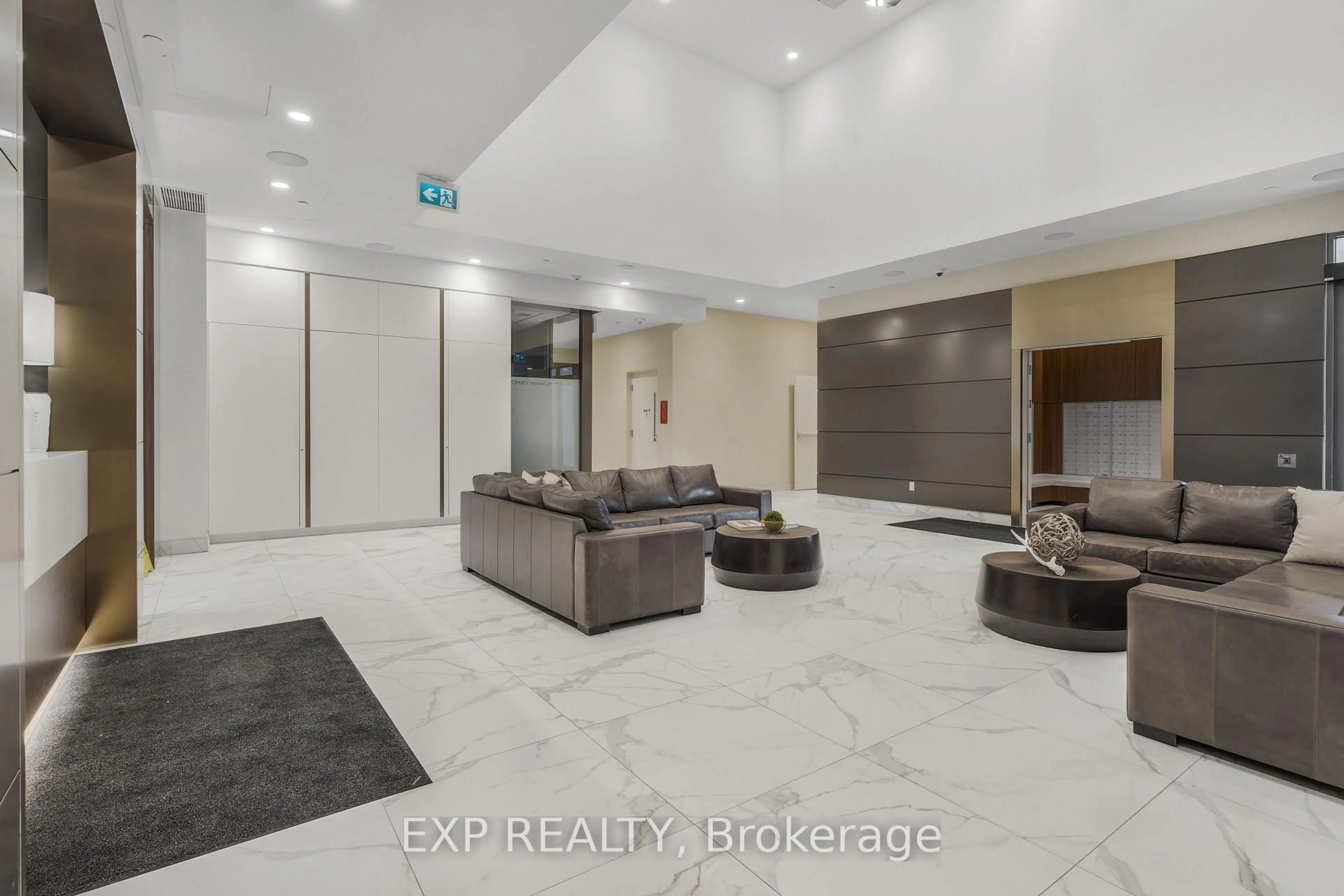 Lobby for 1050 Main St #112, Milton Ontario L9T 9M3